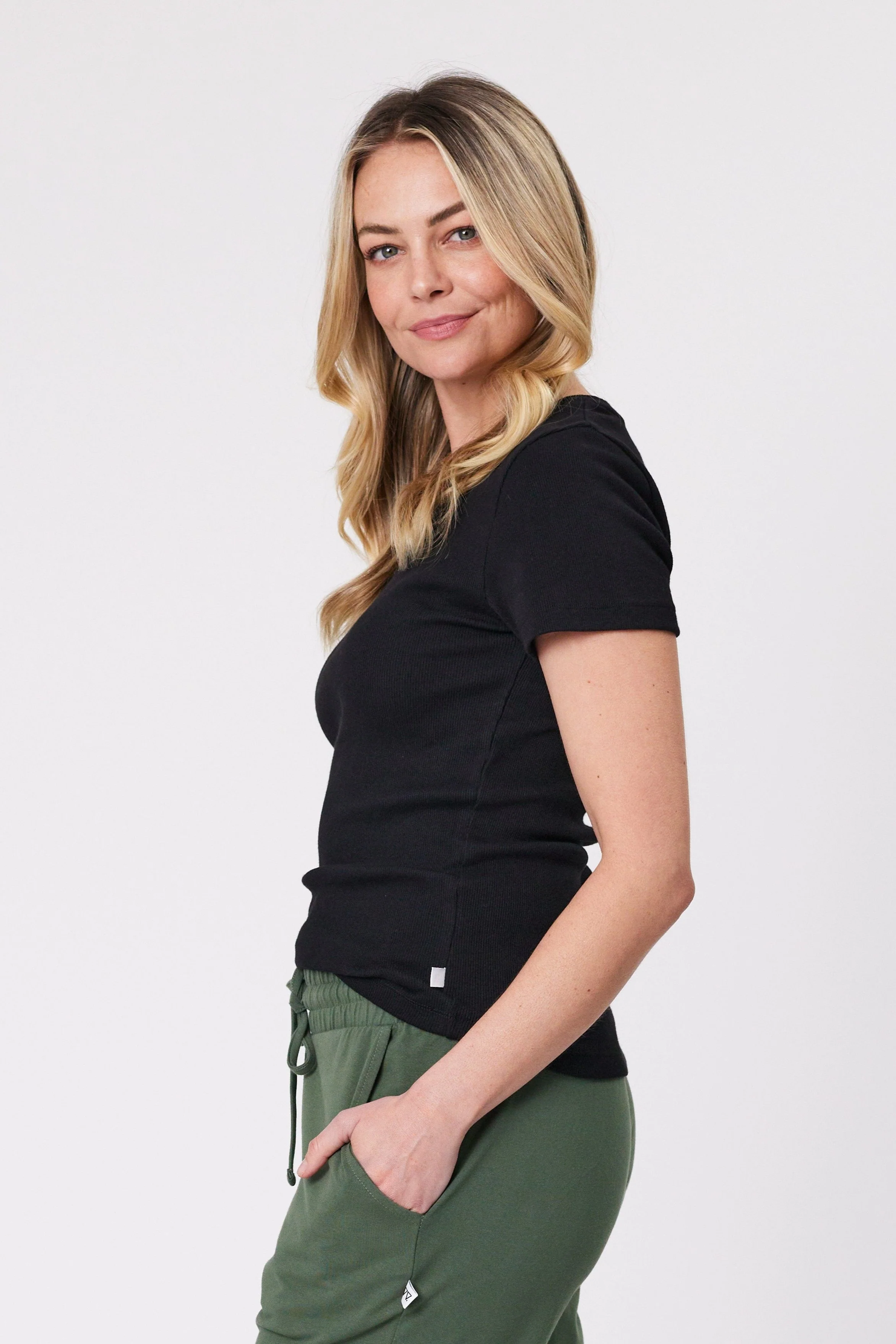 Shine On Essentials Rib Tee Black - Image 4