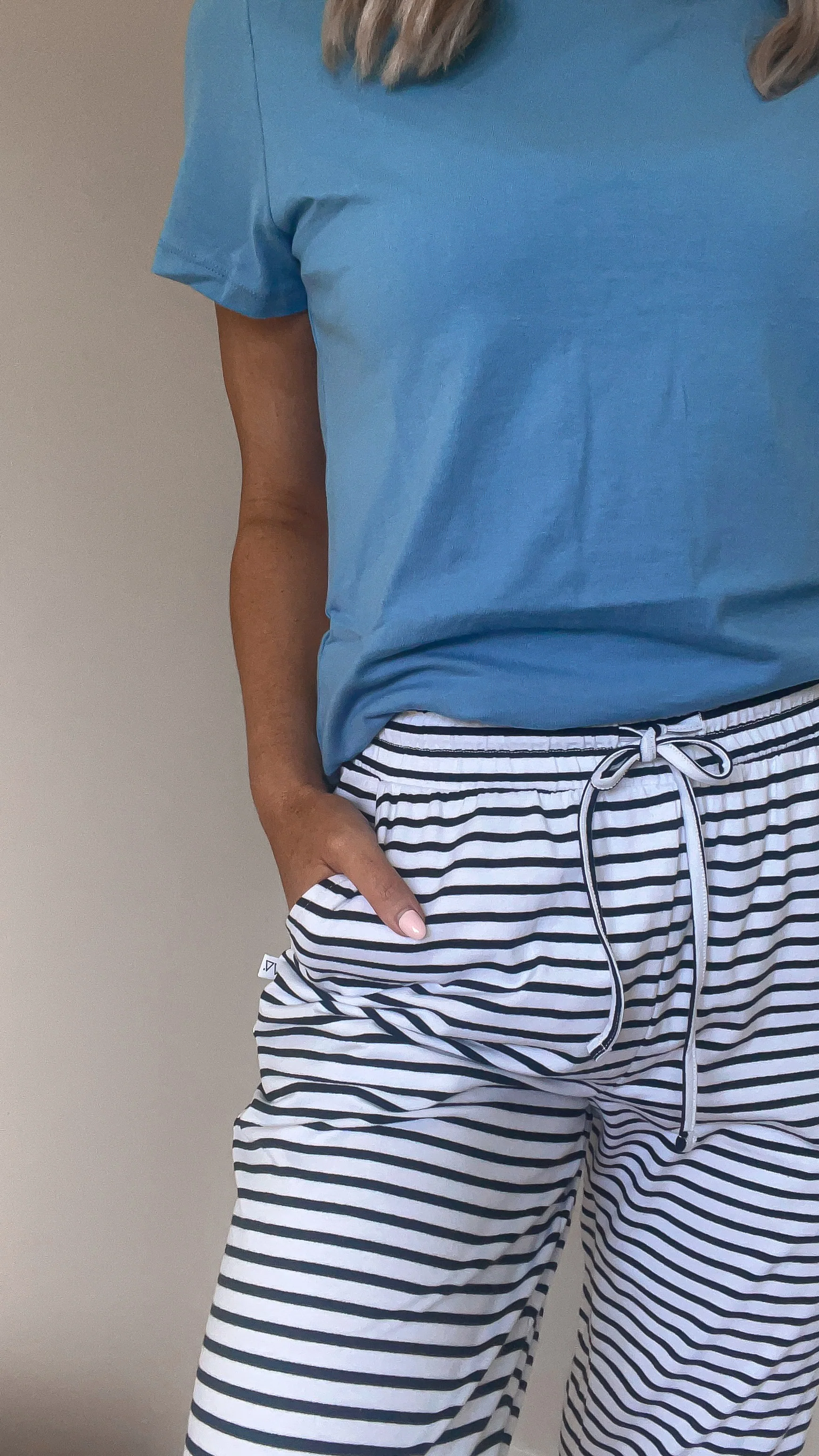 Shine On Essentials Stripe Pant White Black Stripe - Image 6