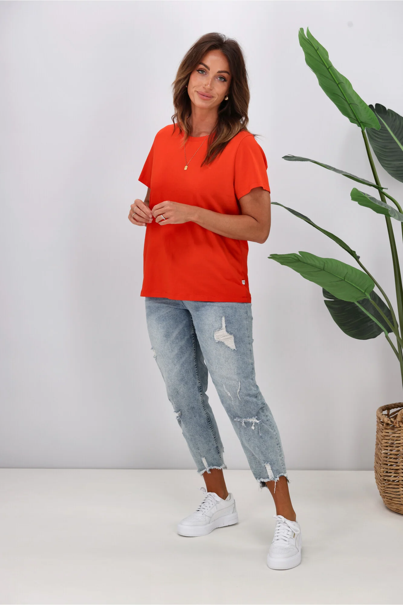 Shine On Essentials Tee Bright Red - Image 3