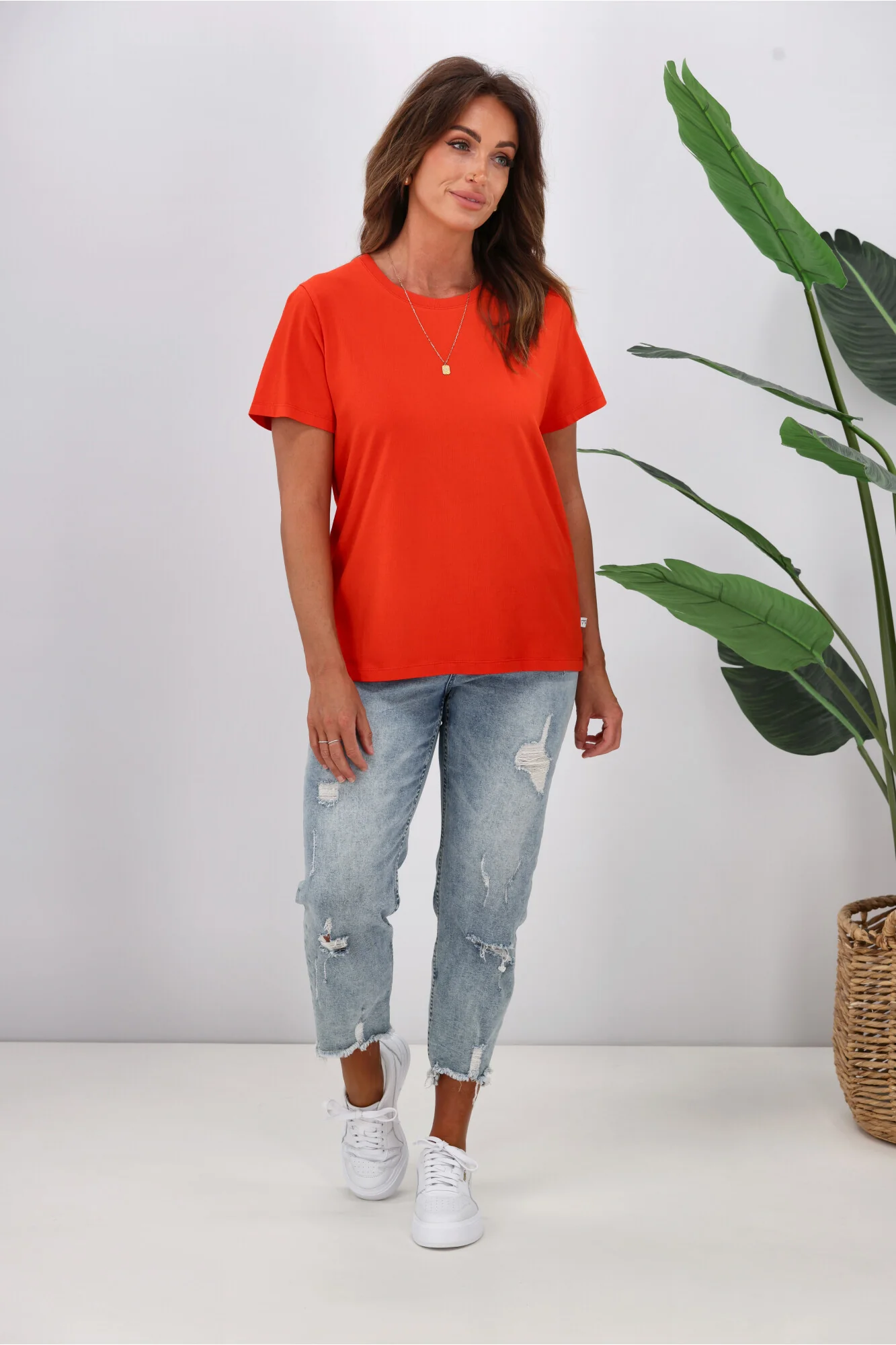 Shine On Essentials Tee Bright Red - Image 4