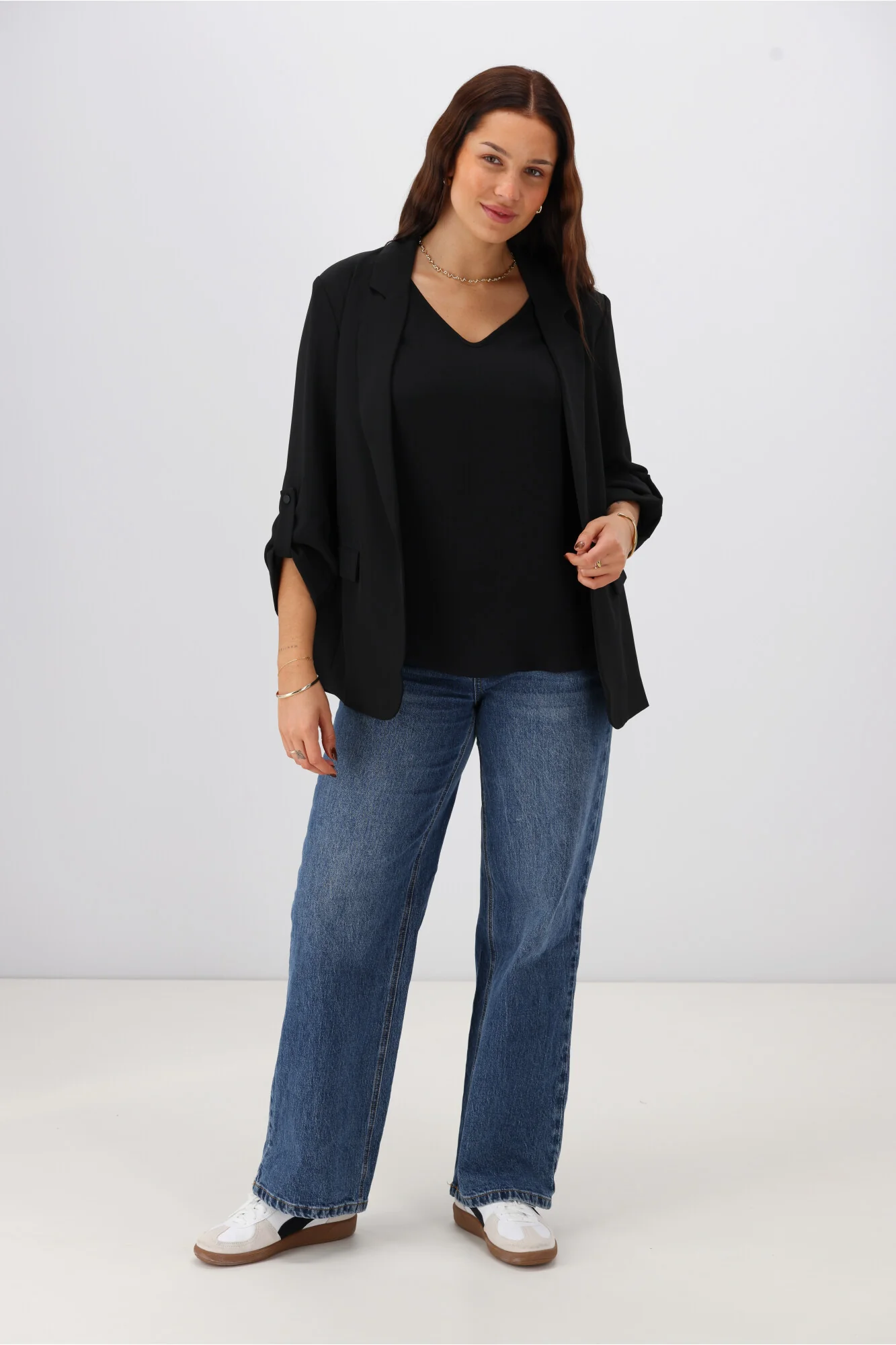 Shine On Label Amelia V Neck Cami Black - Image 14