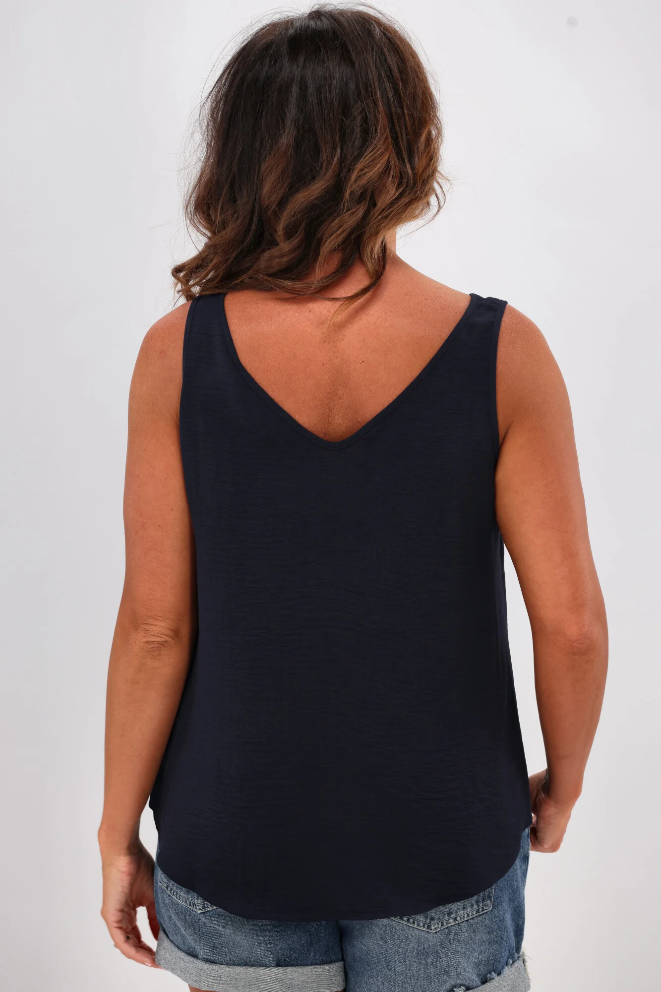 Shine On Label Amelia V Neck Cami  Navy - Image 8