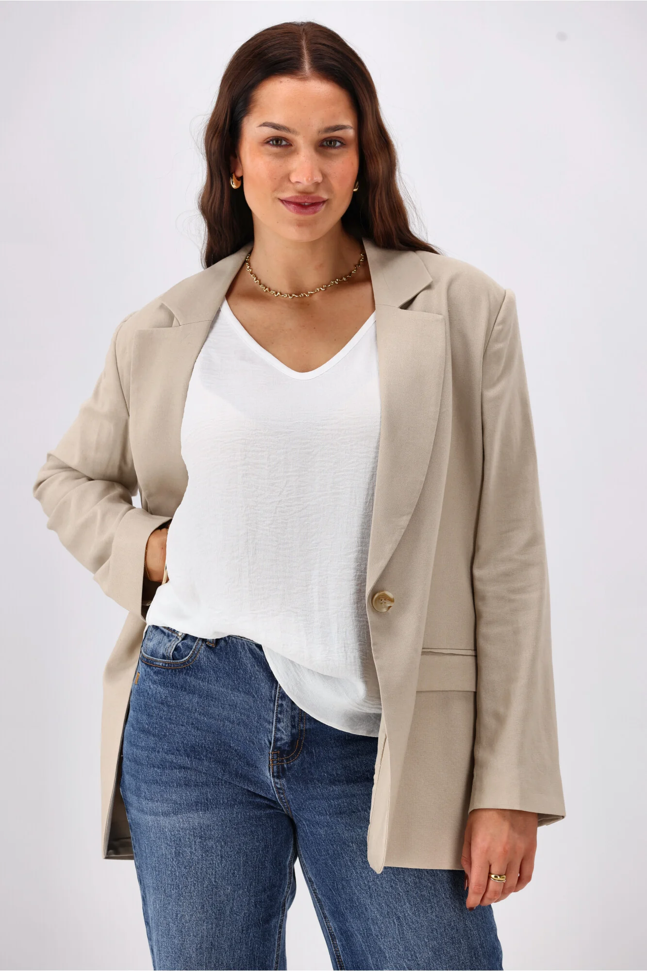 Shine On Label Amelia V Neck Cami White - Image 3