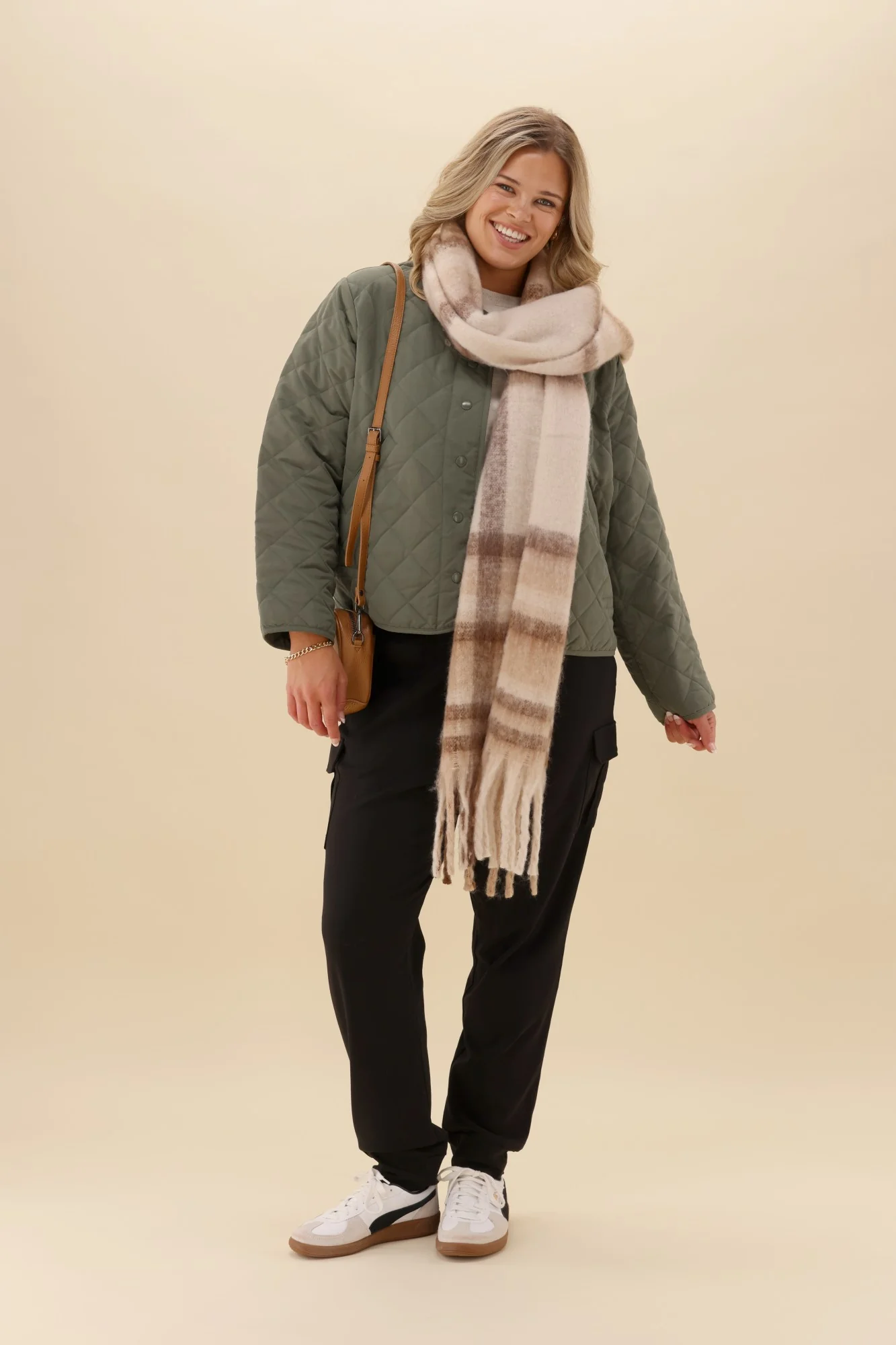 Shine On Label Asharna Cargo Pocket Jogger Black - Image 3