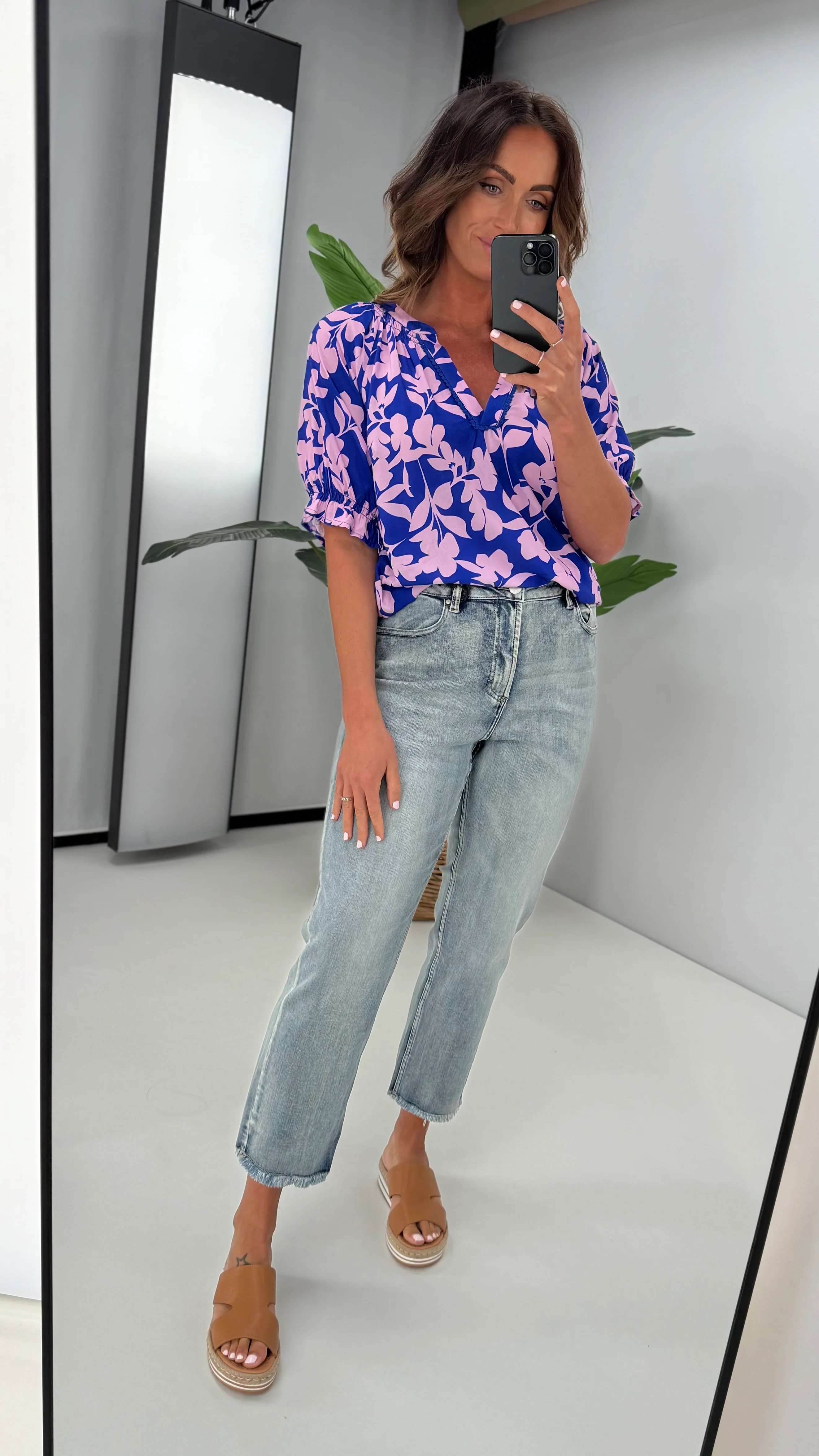 Shine On Label Asher Straight Leg Jean Indigo - Image 3