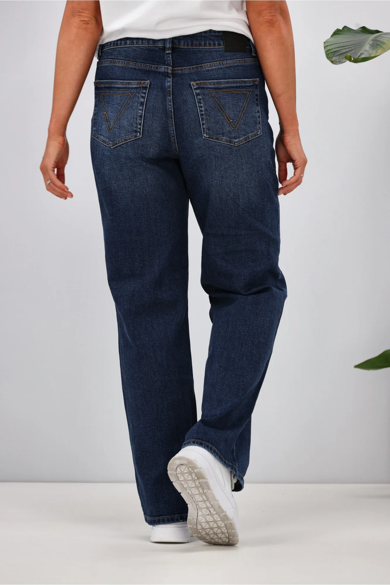 Shine On Label Atlas Relaxed Fit Jean Indigo - Image 2