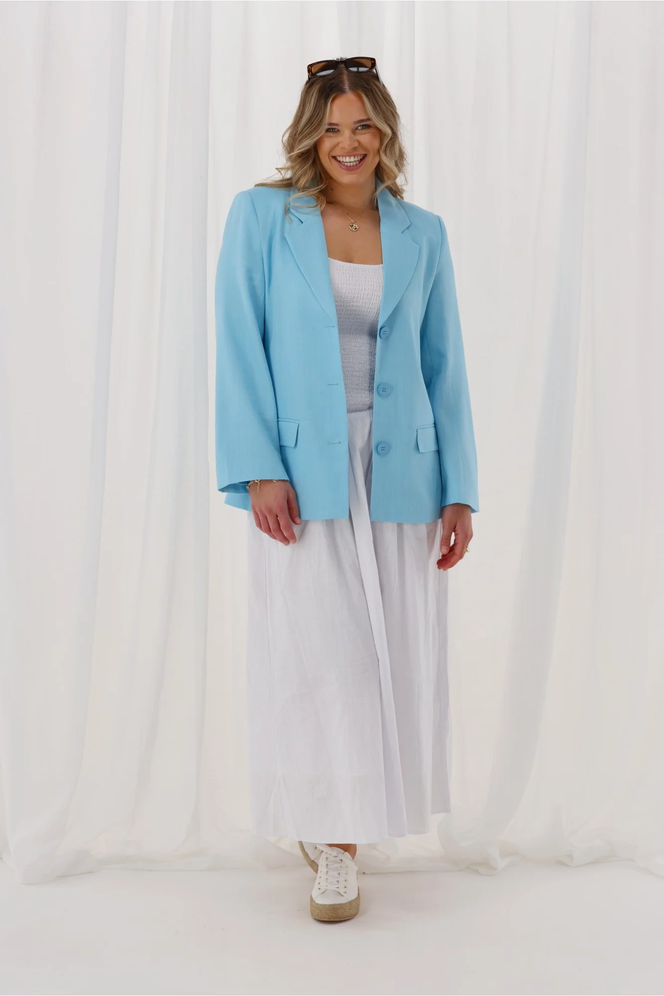 Shine On Label Avelina Linen Blend Blazer Pale Blue - Image 4