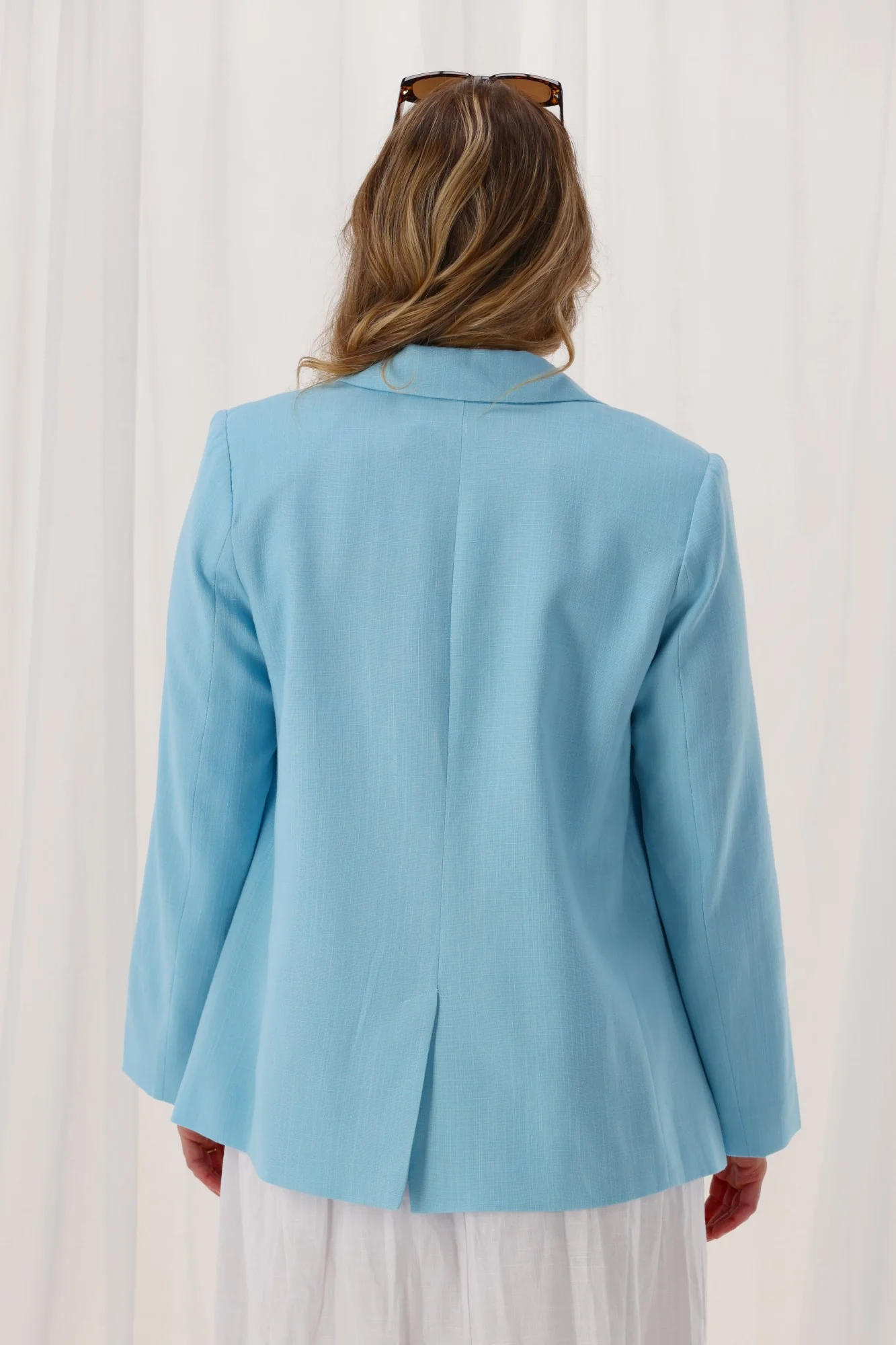 Shine On Label Avelina Linen Blend Blazer Pale Blue - Image 7
