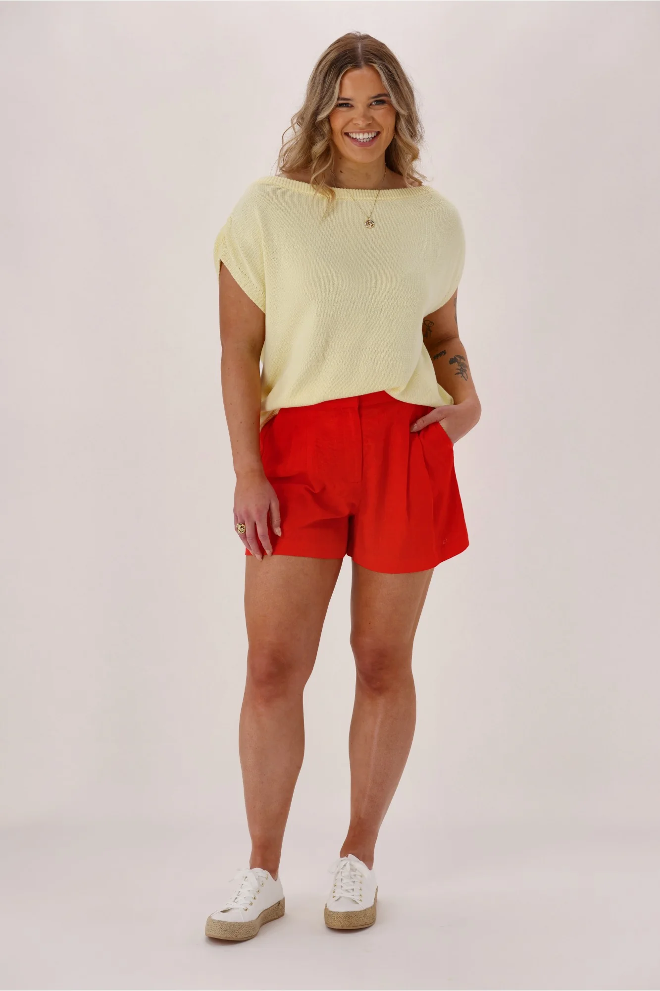 Shine On Label Avelina Linen Blend Shorts Coral - Image 3
