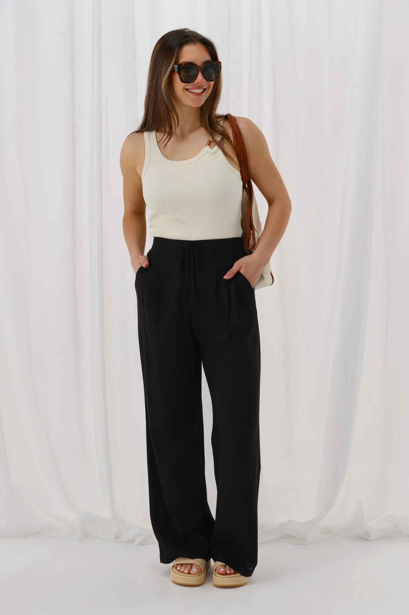 Shine On Label Avelina Pants Black