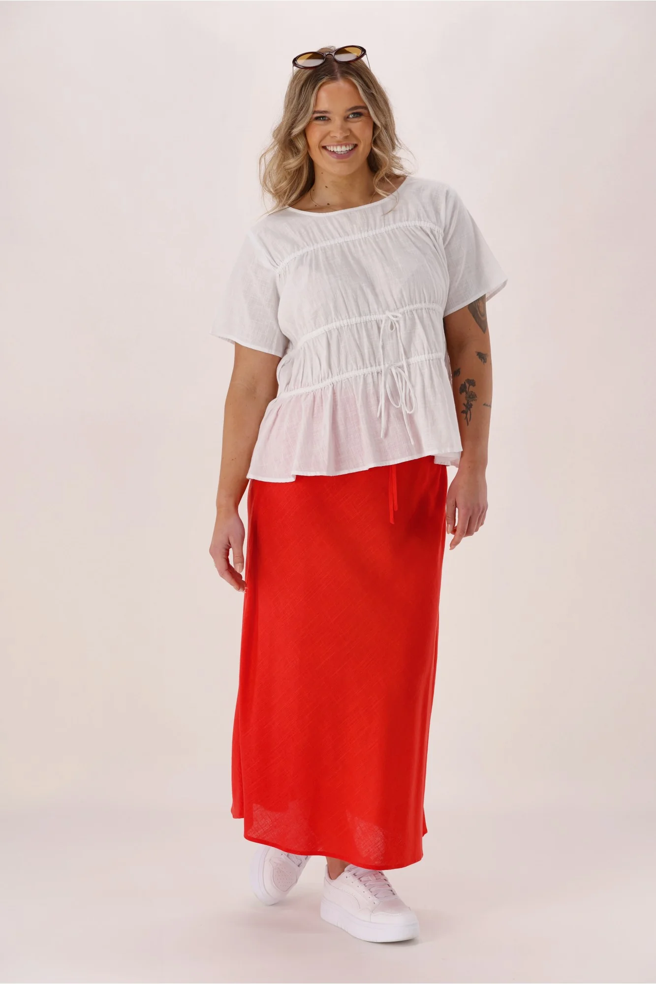 Shine On Label Avelina Skirt Coral - Image 4