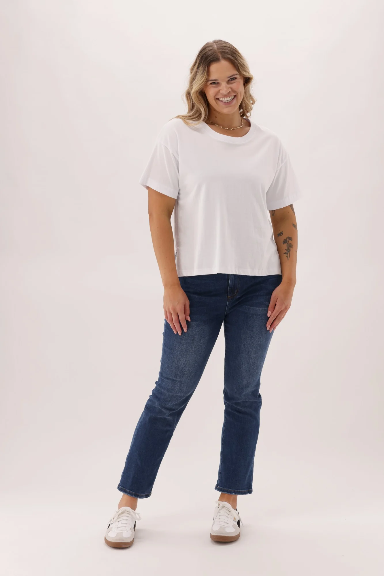 Shine On Label Bailey Straight Jean Heritage Indigo - Image 3