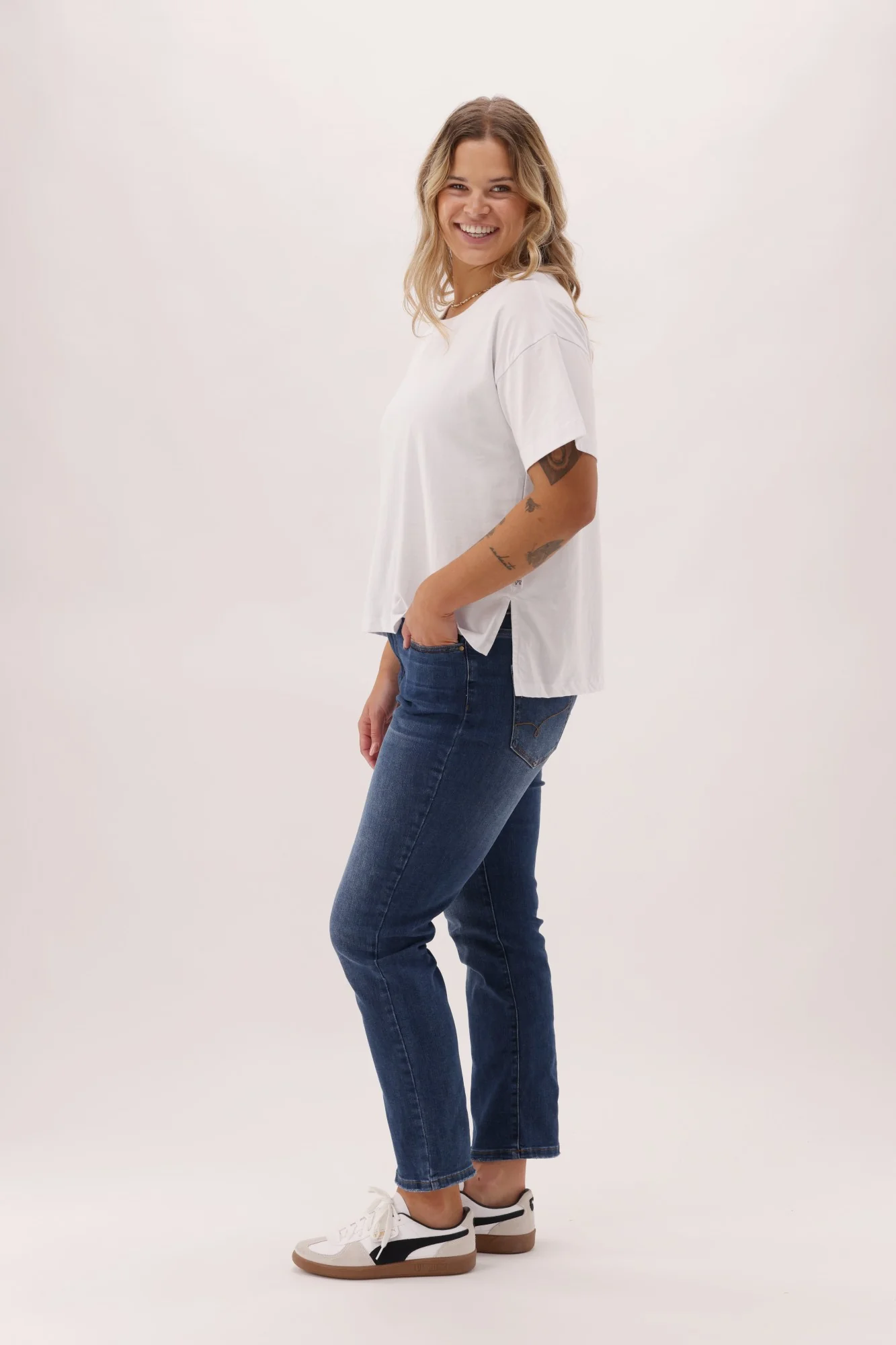 Shine On Label Bailey Straight Jean Heritage Indigo - Image 5