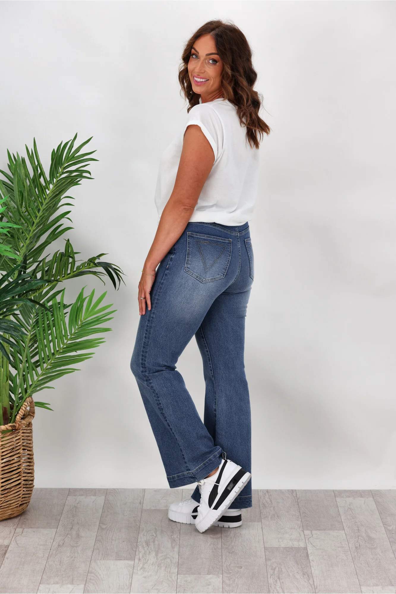 Shine On Label Braxton Flare Jean Indigo - Image 10