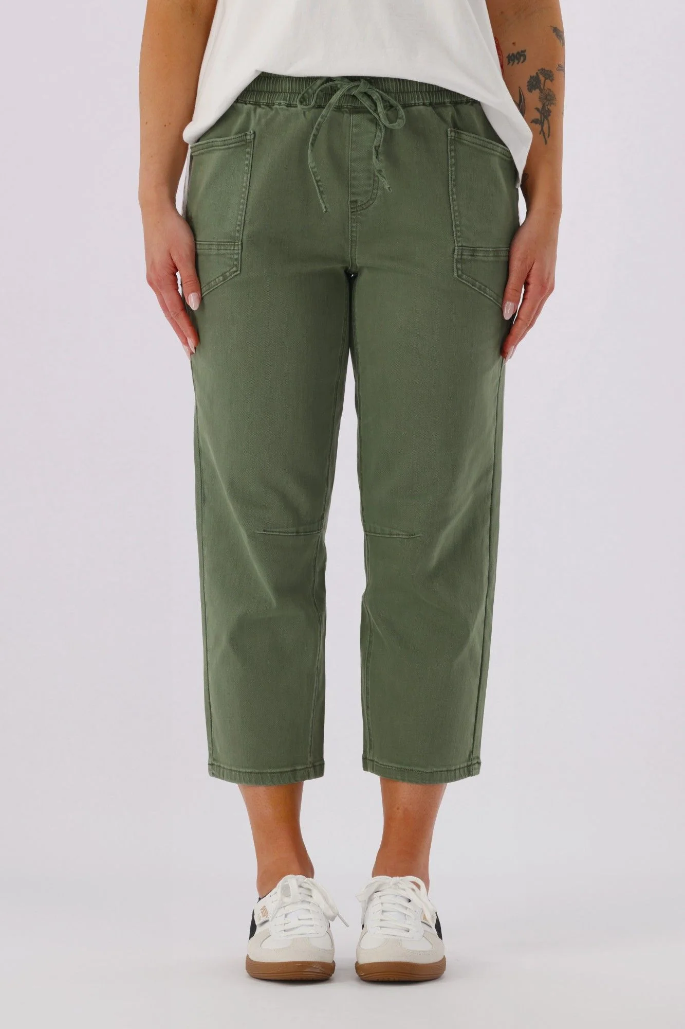 Shine On Label Brooke Barrel Leg Denim Jogger Khaki