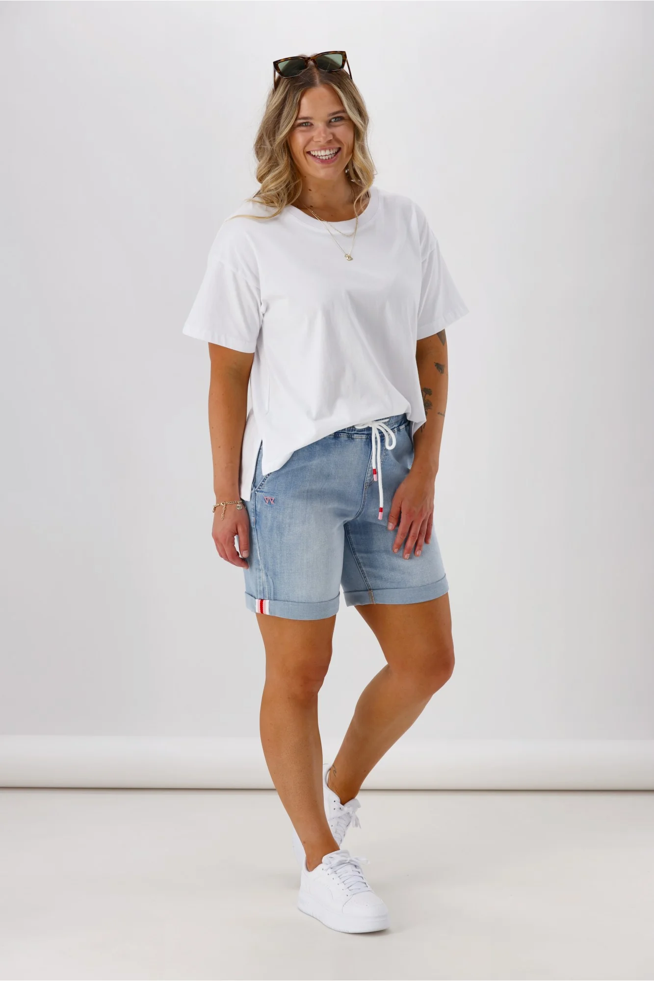 Shine On Label Cherry Elastic Waist Denim  Short Washed Blue - Image 3