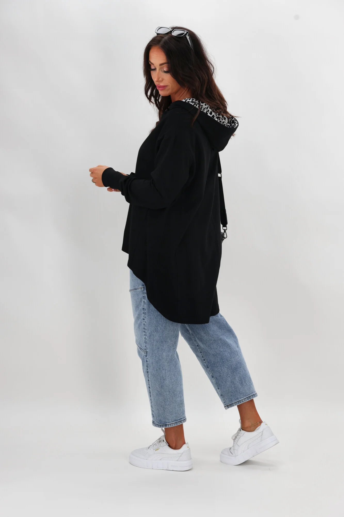 Shine On Label Discovery Hoodie Black with animal print - Image 9