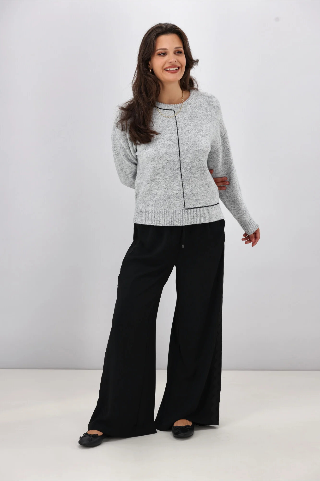 Shine On Label Excel Crew with Contrast Chain Link Detail Jumper Grey with Black - Image 5