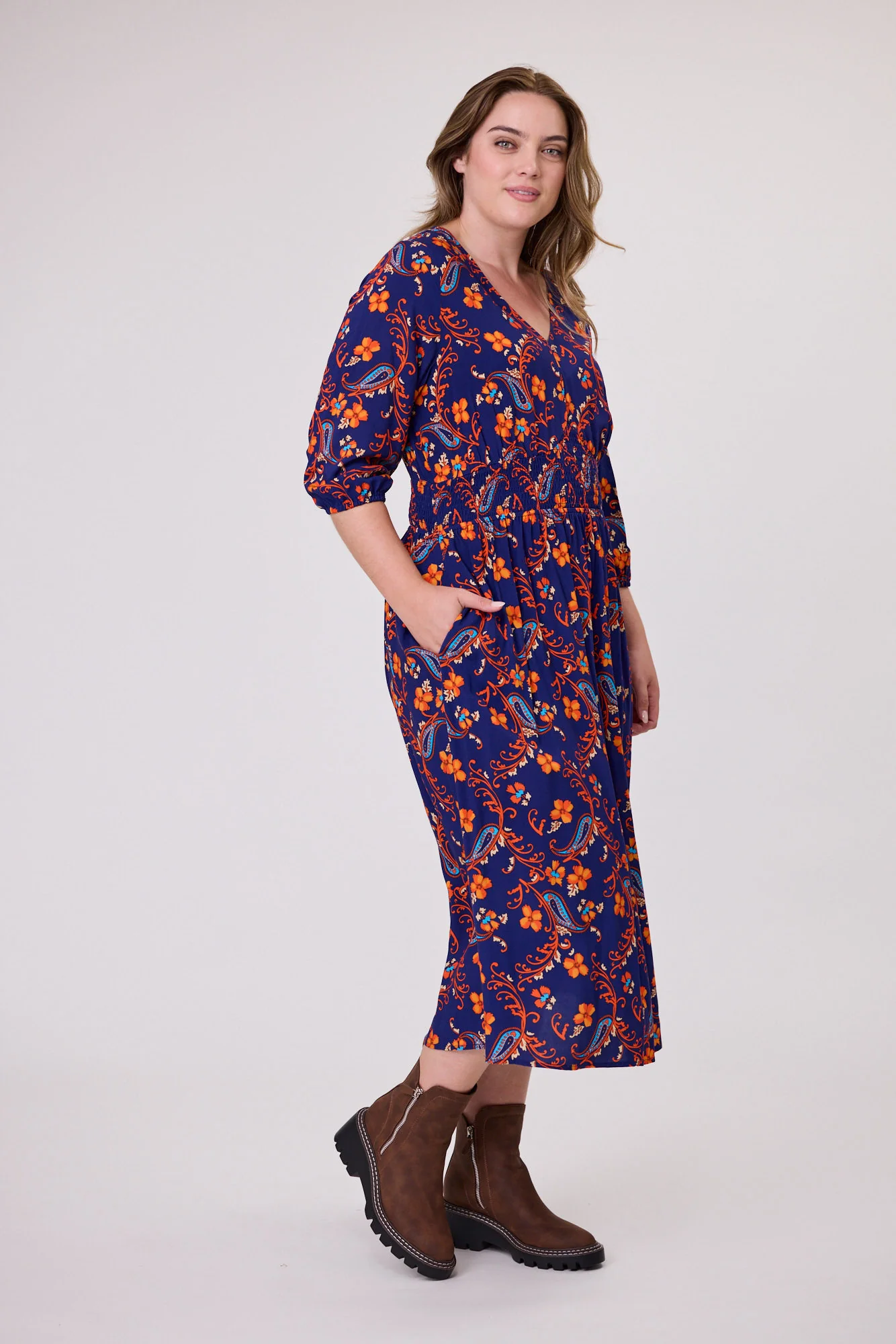 Shine On Label Fayrah Shirred Waist Dress Navy Paisley - Image 4