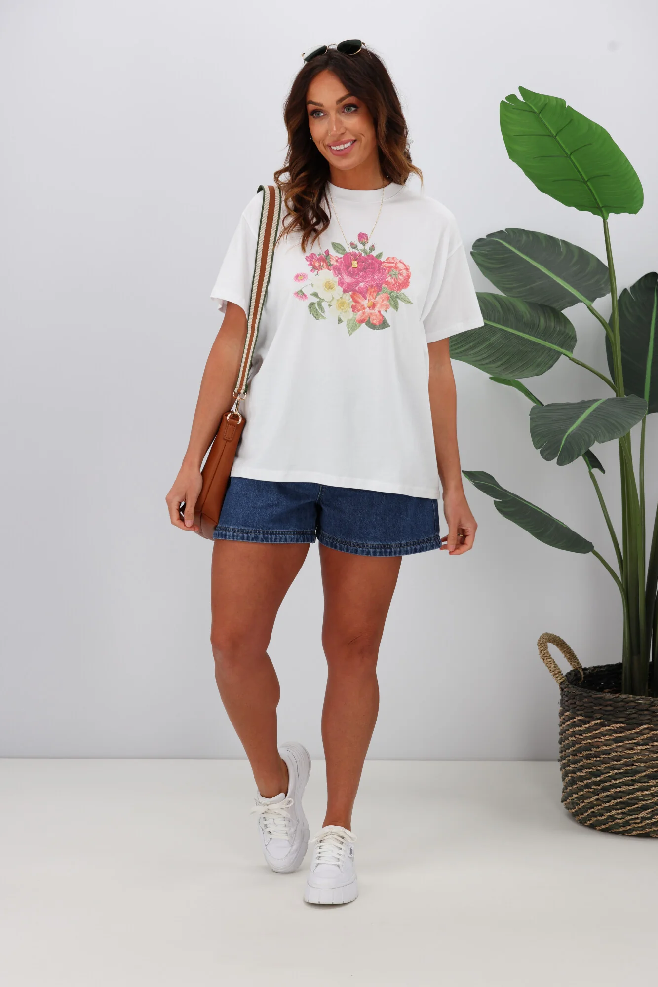 Shine On Label Flower Bunch Tee White - Image 4