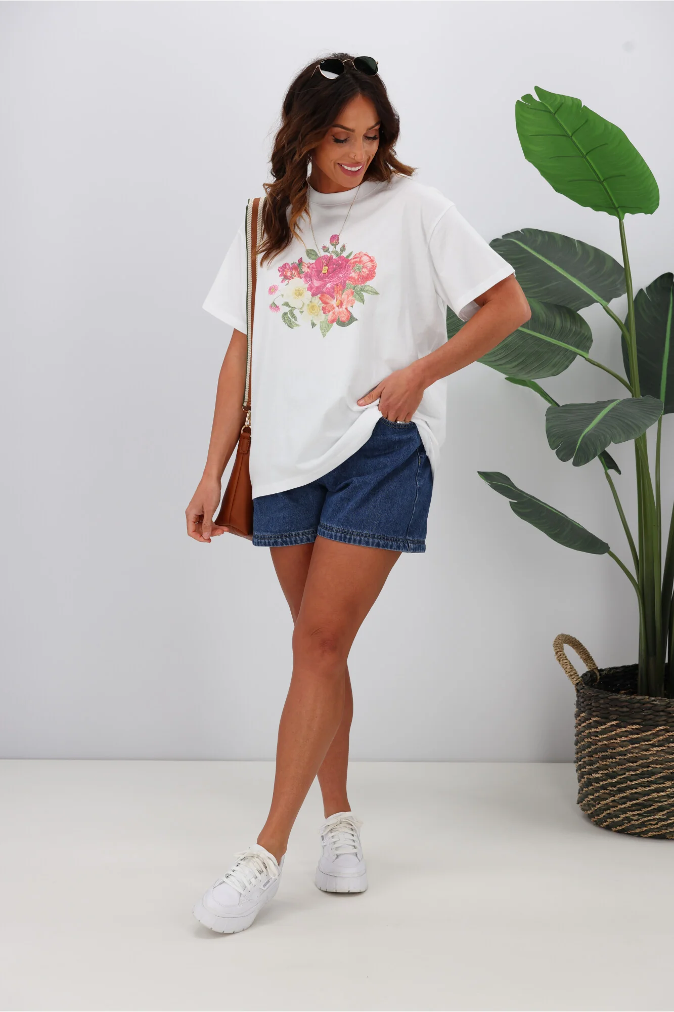 Shine On Label Flower Bunch Tee White - Image 5