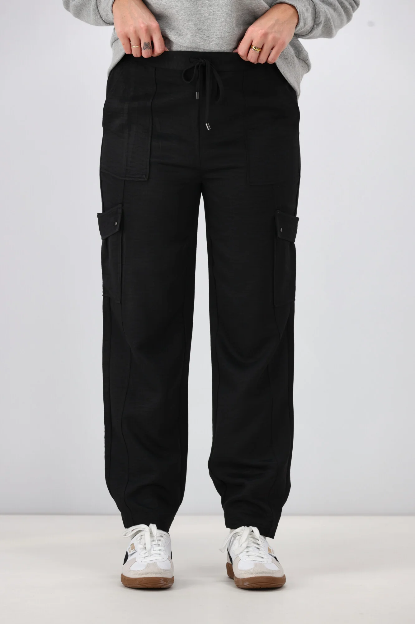 Shine On Label Franich Cargo Jogger Black - Image 2