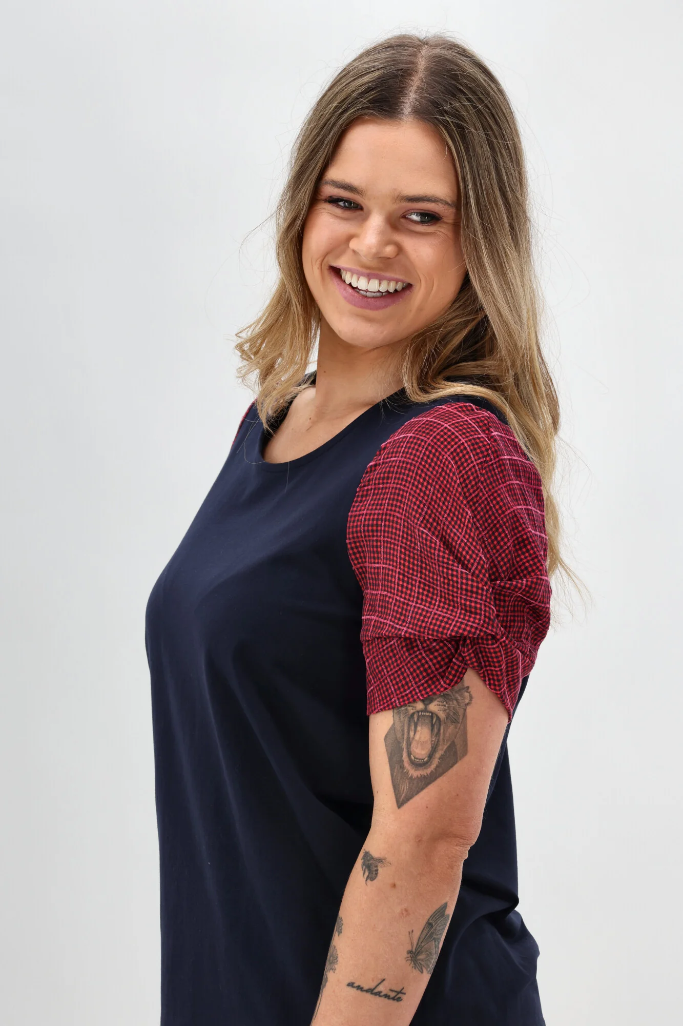 Shine On Label Garan Spliced Knit Tee with Woven Check Sleeve Navy Pink - Image 5