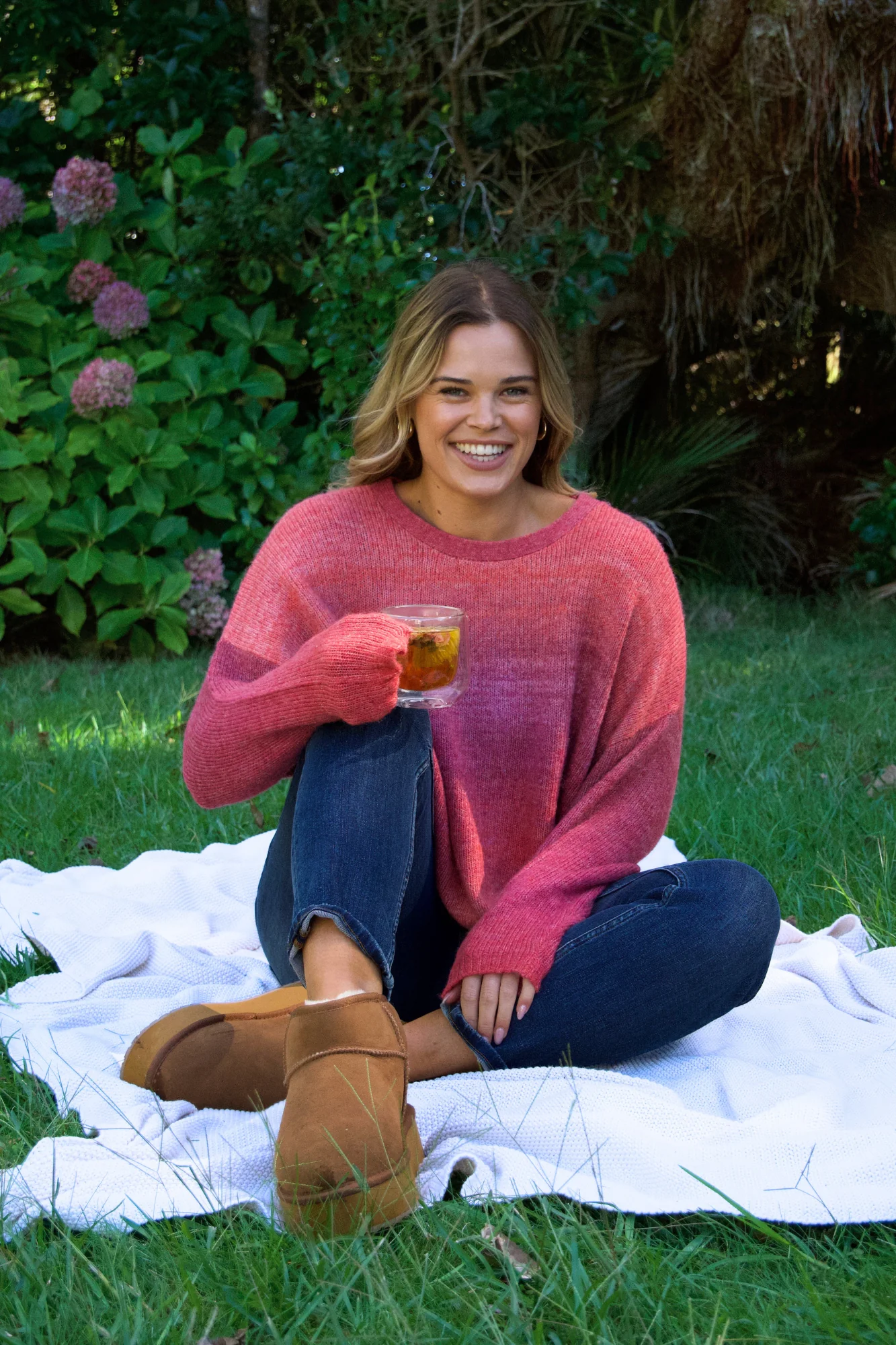 Shine On Label Hayes Jumper Red Pink Ombre