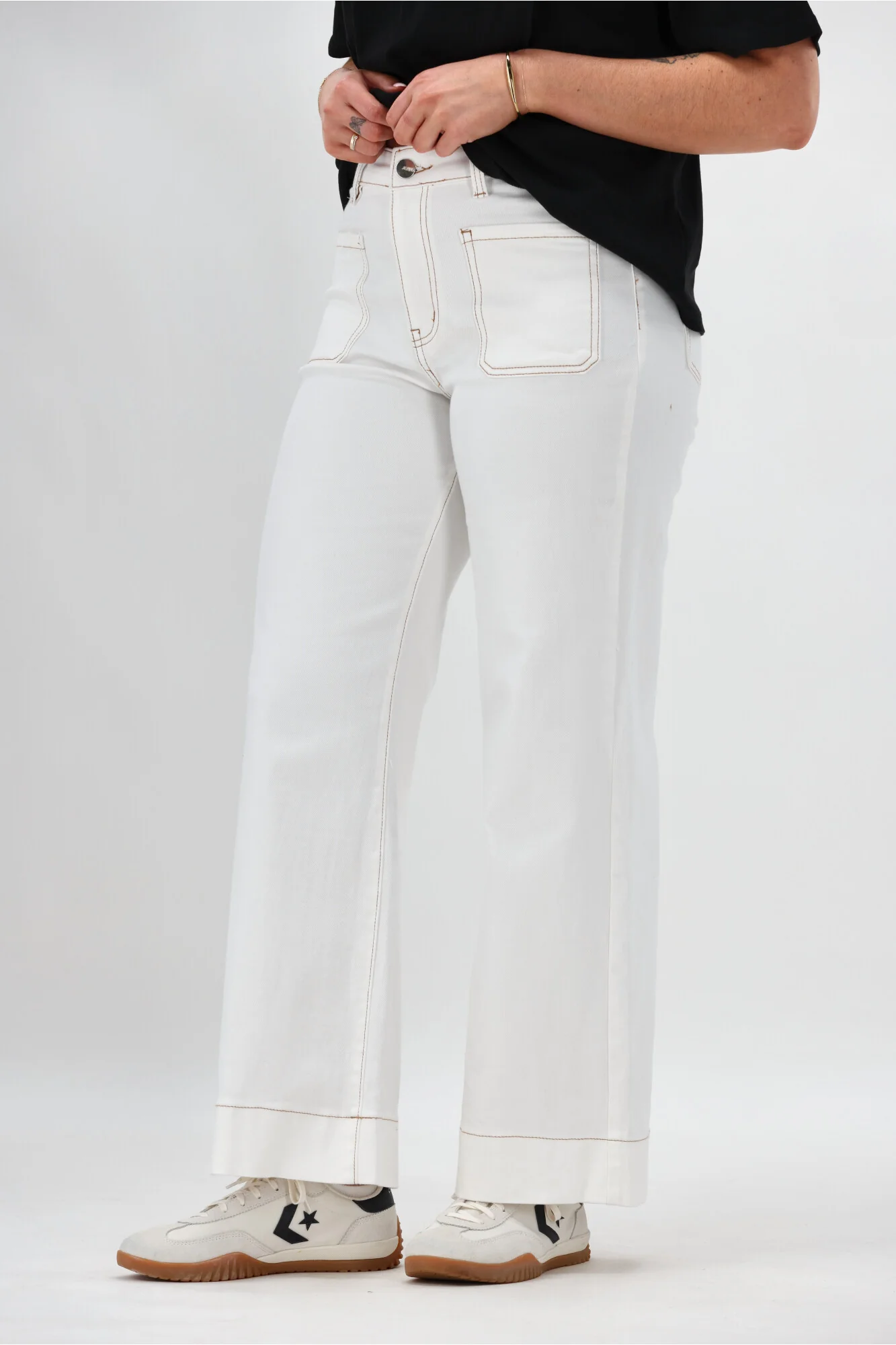 Shine On Label Kazniah Patch Pocket Wide Leg Jean Natural - Image 8