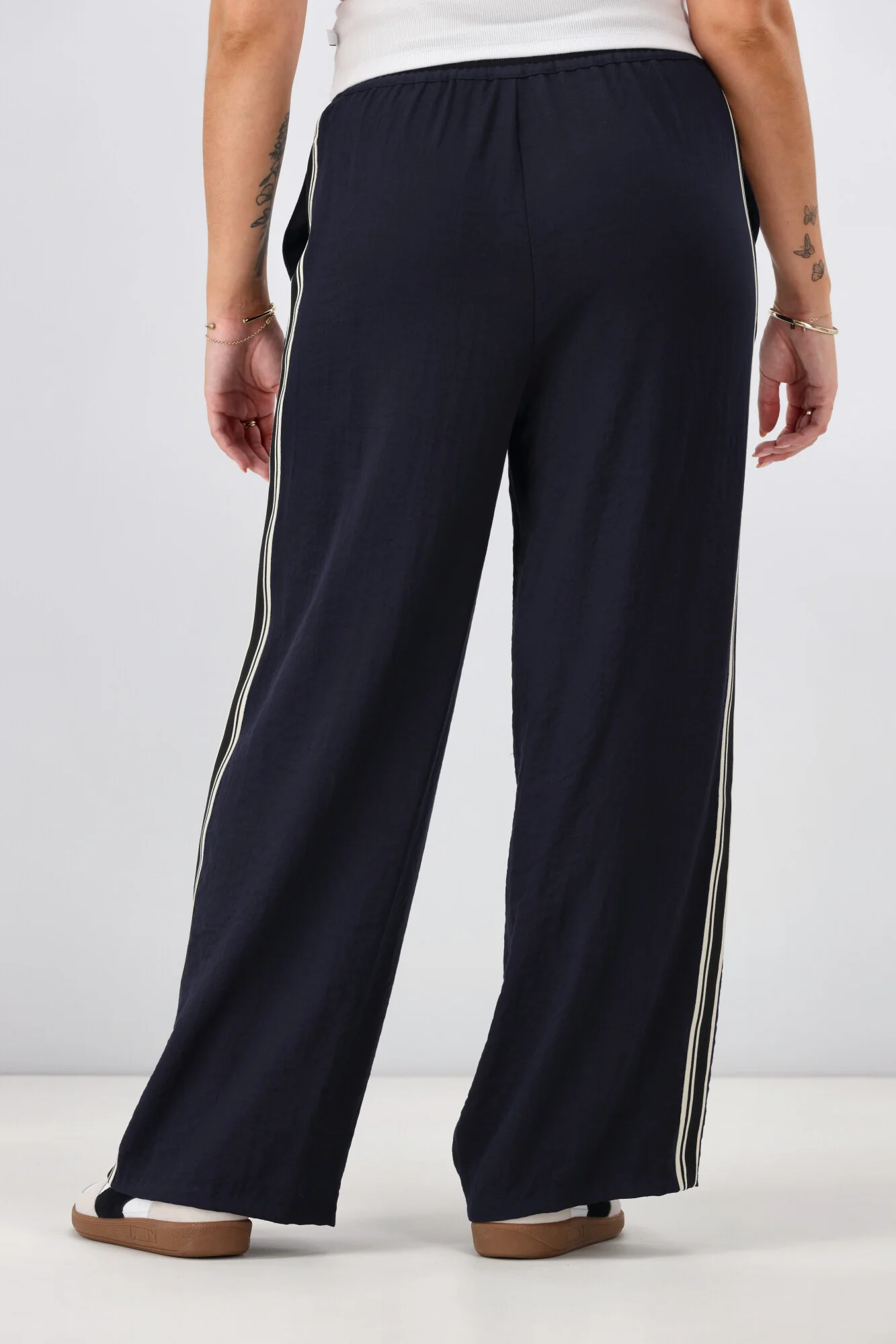 Shine On Label Keely Wide Leg Pant with Stripe Tape Midnight - Image 8