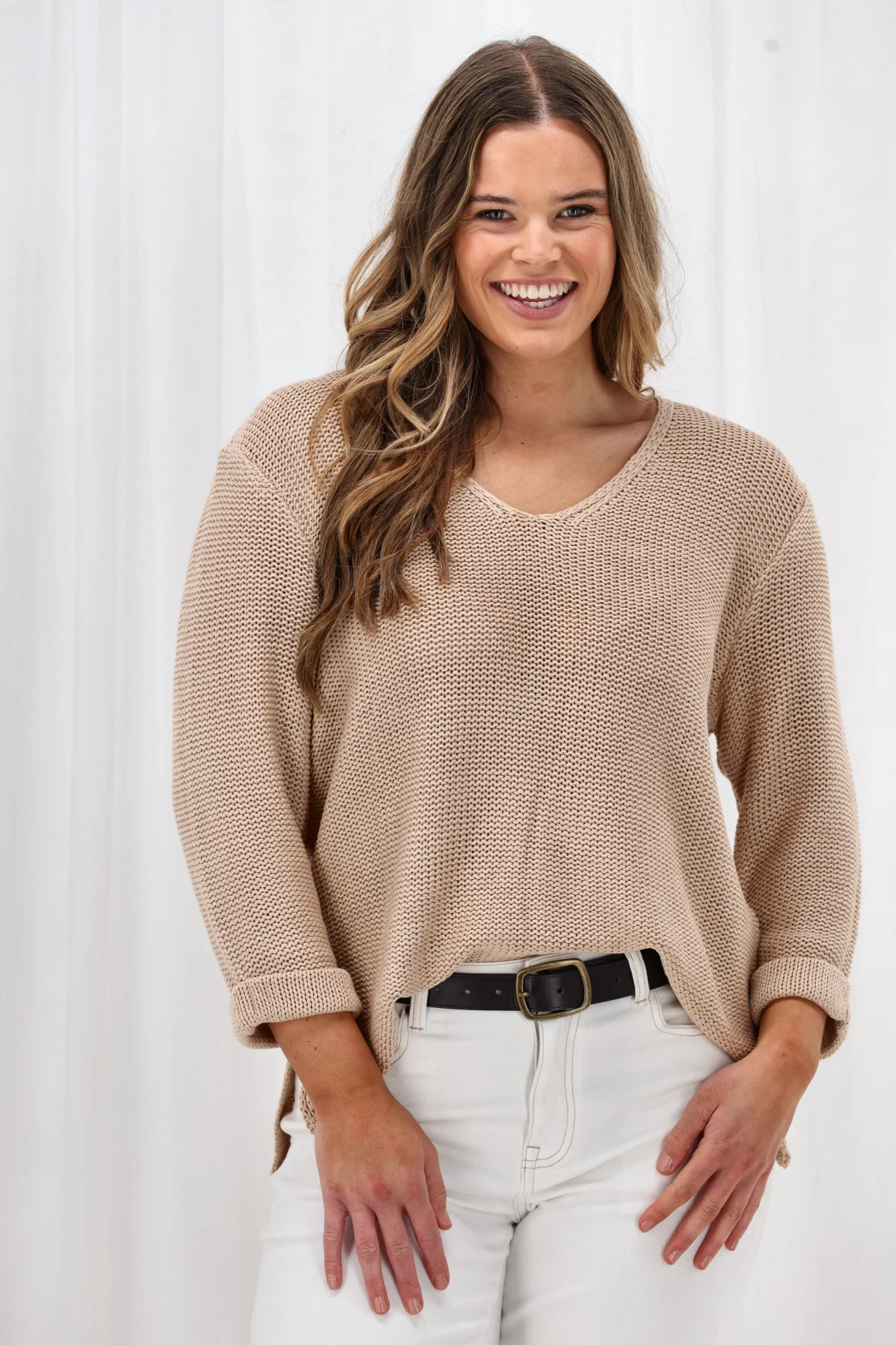 Shine On Label Lilith V Neck Knit Mocka - Image 2