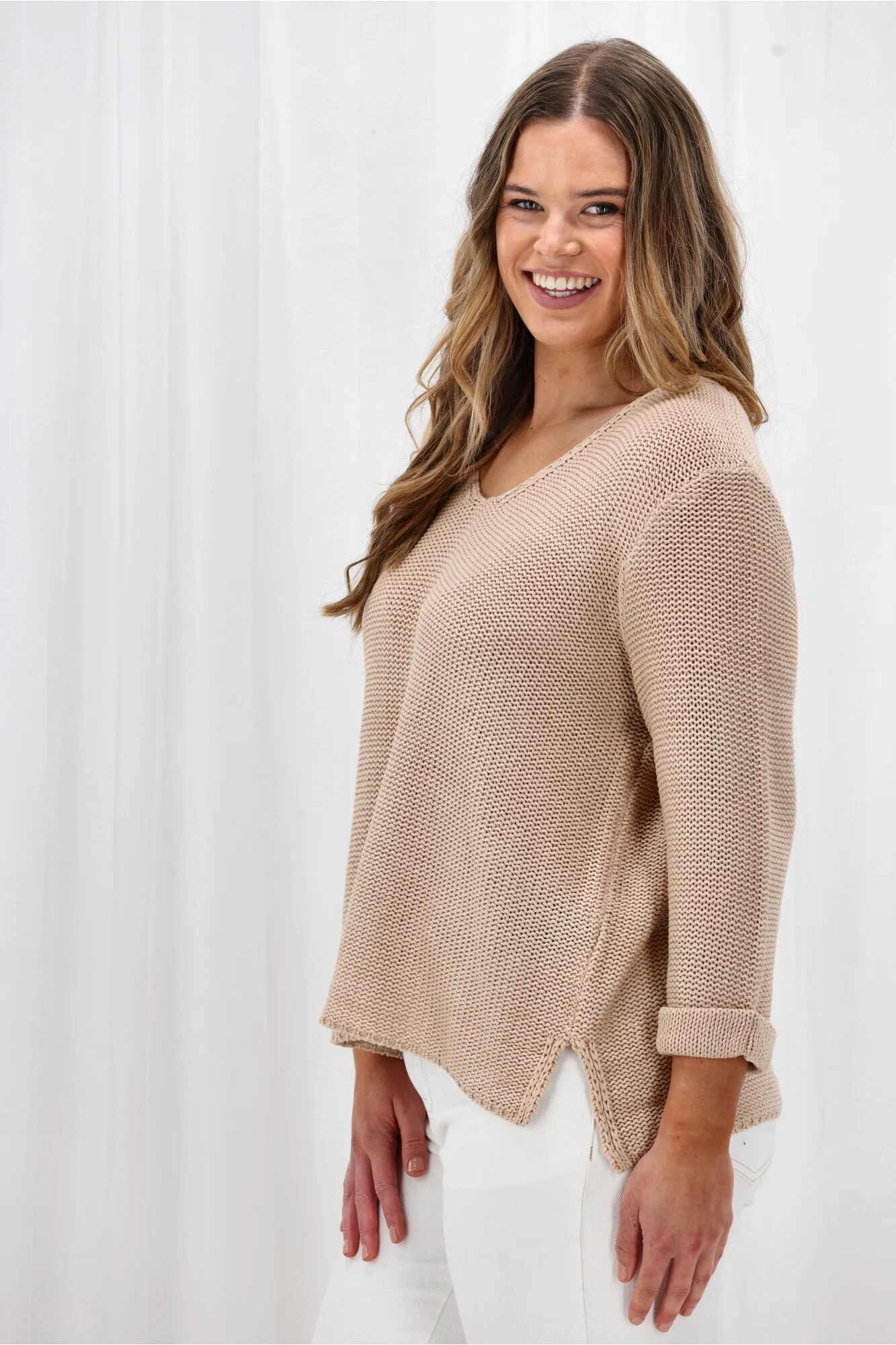 Shine On Label Lilith V Neck Knit Mocka - Image 6