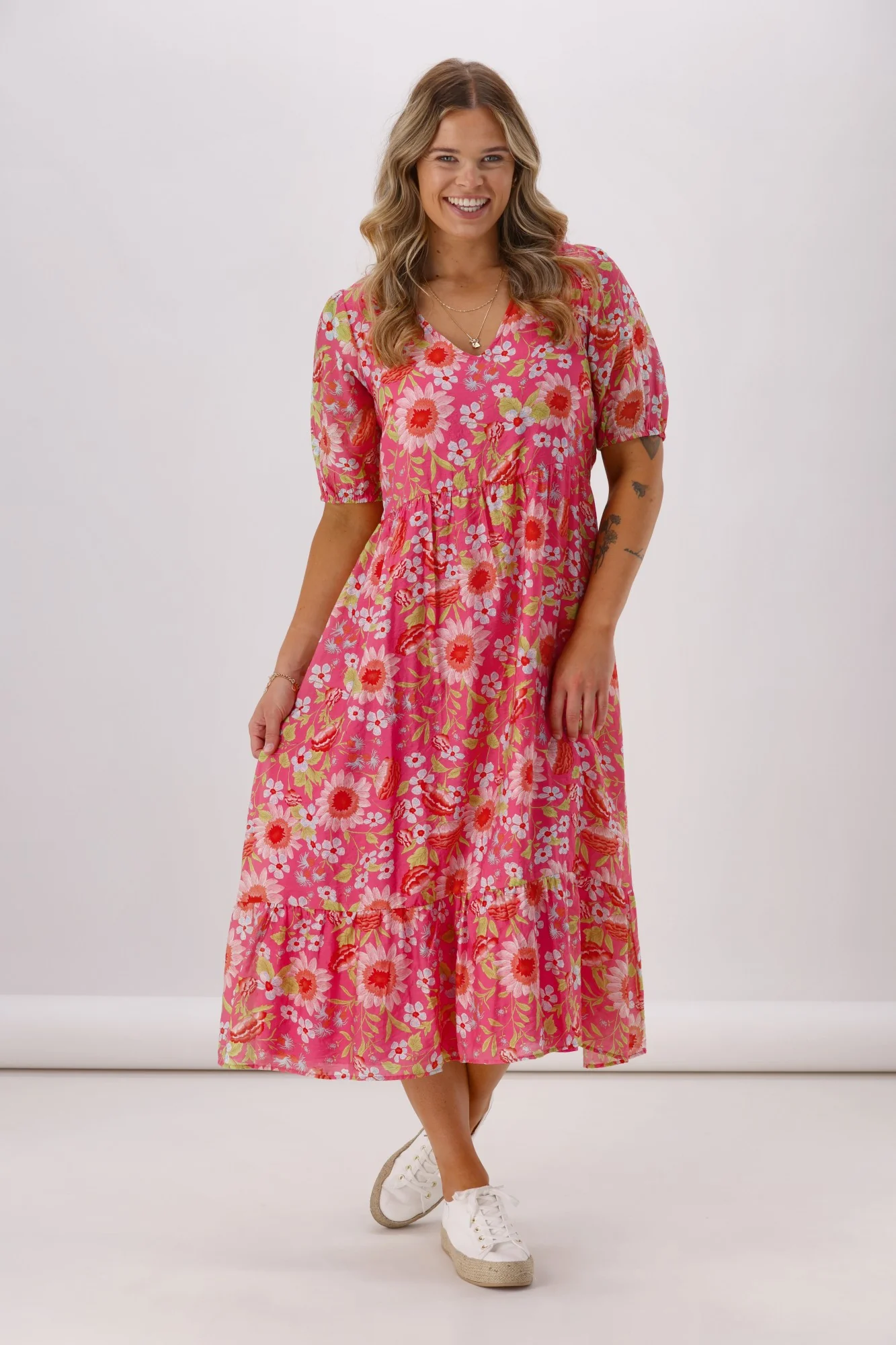 Shine On Label Luca Dress Pink Floral - Image 3