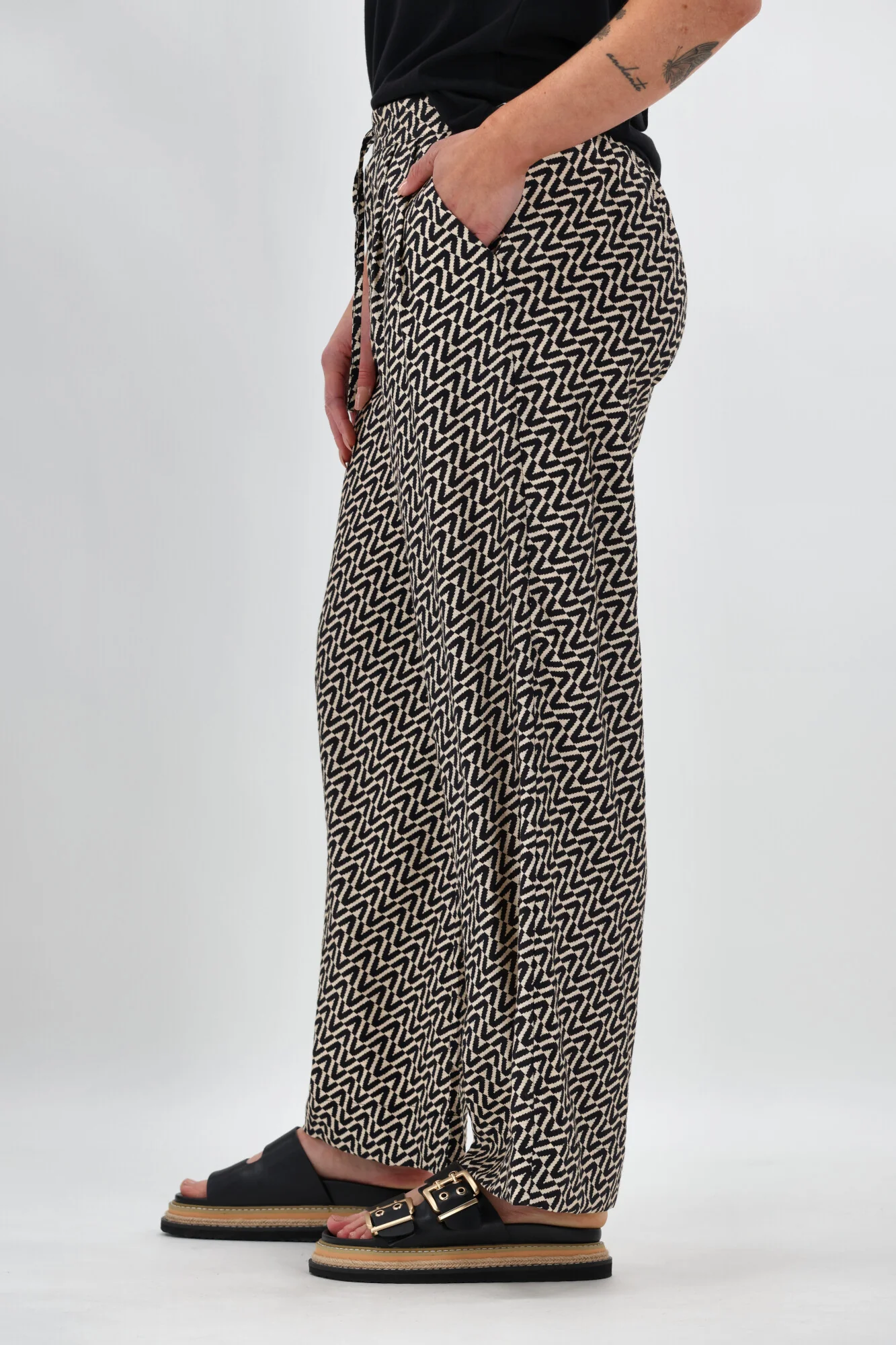 Shine On Label Margot Pant Black Natural Geo - Image 7