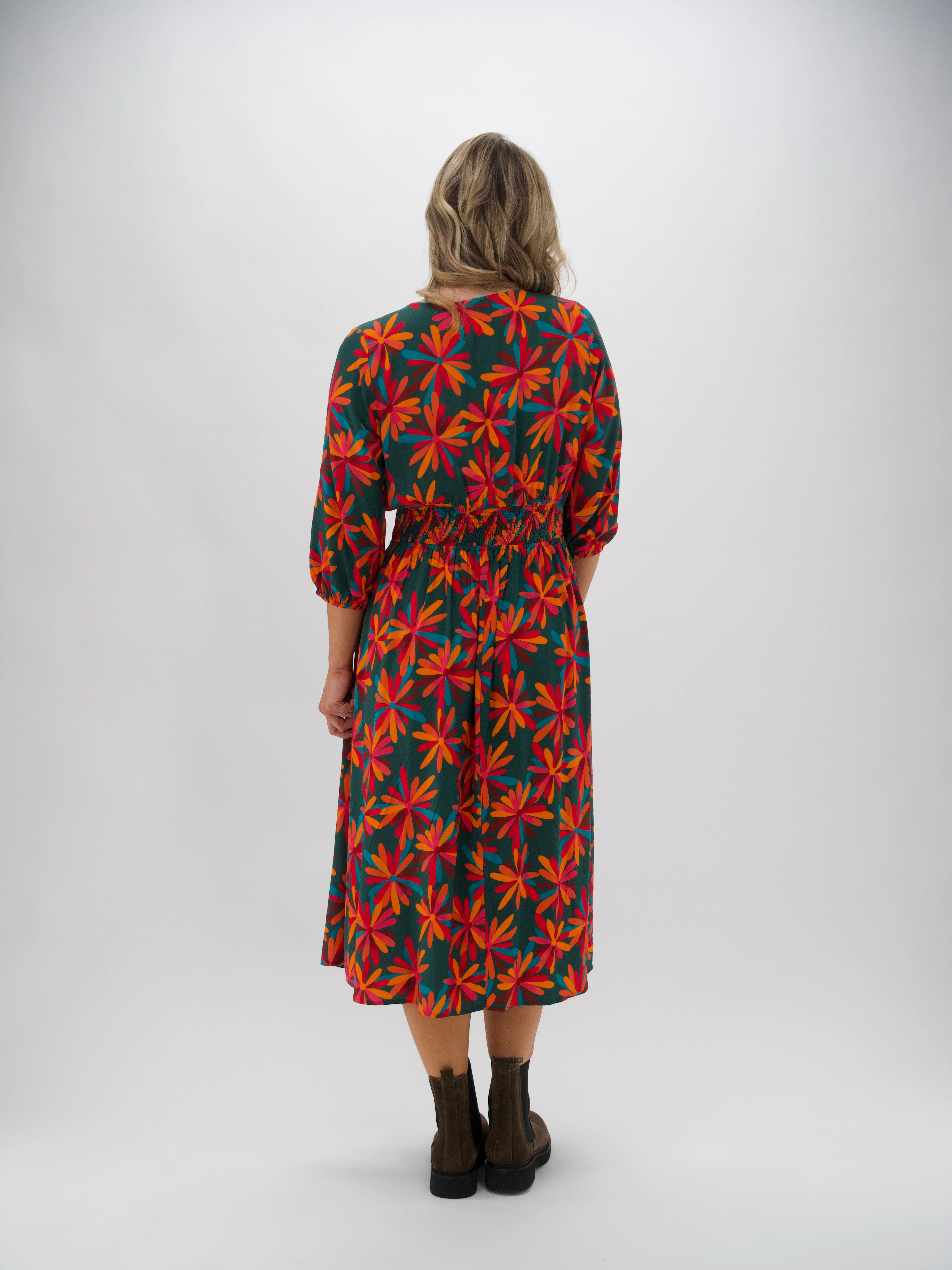 Shine On Label Marina Shirred Waist Dress Floral Geo print - Image 5
