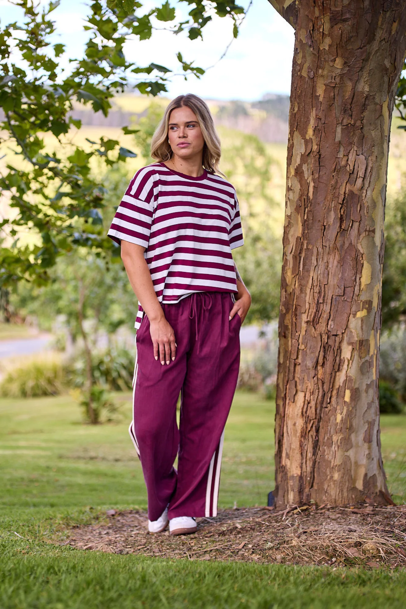 Shine On Label Marisol Pant Wine - Image 4