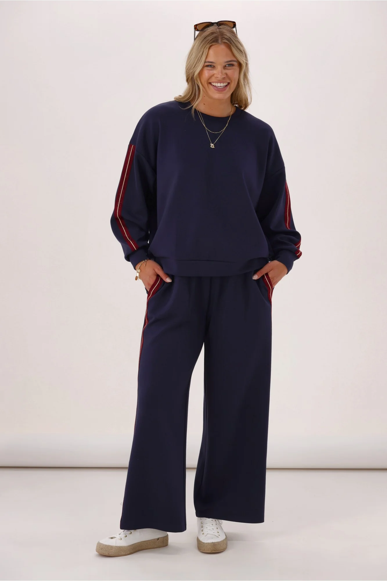 Shine On Label Mercedes Crew Navy - Image 4