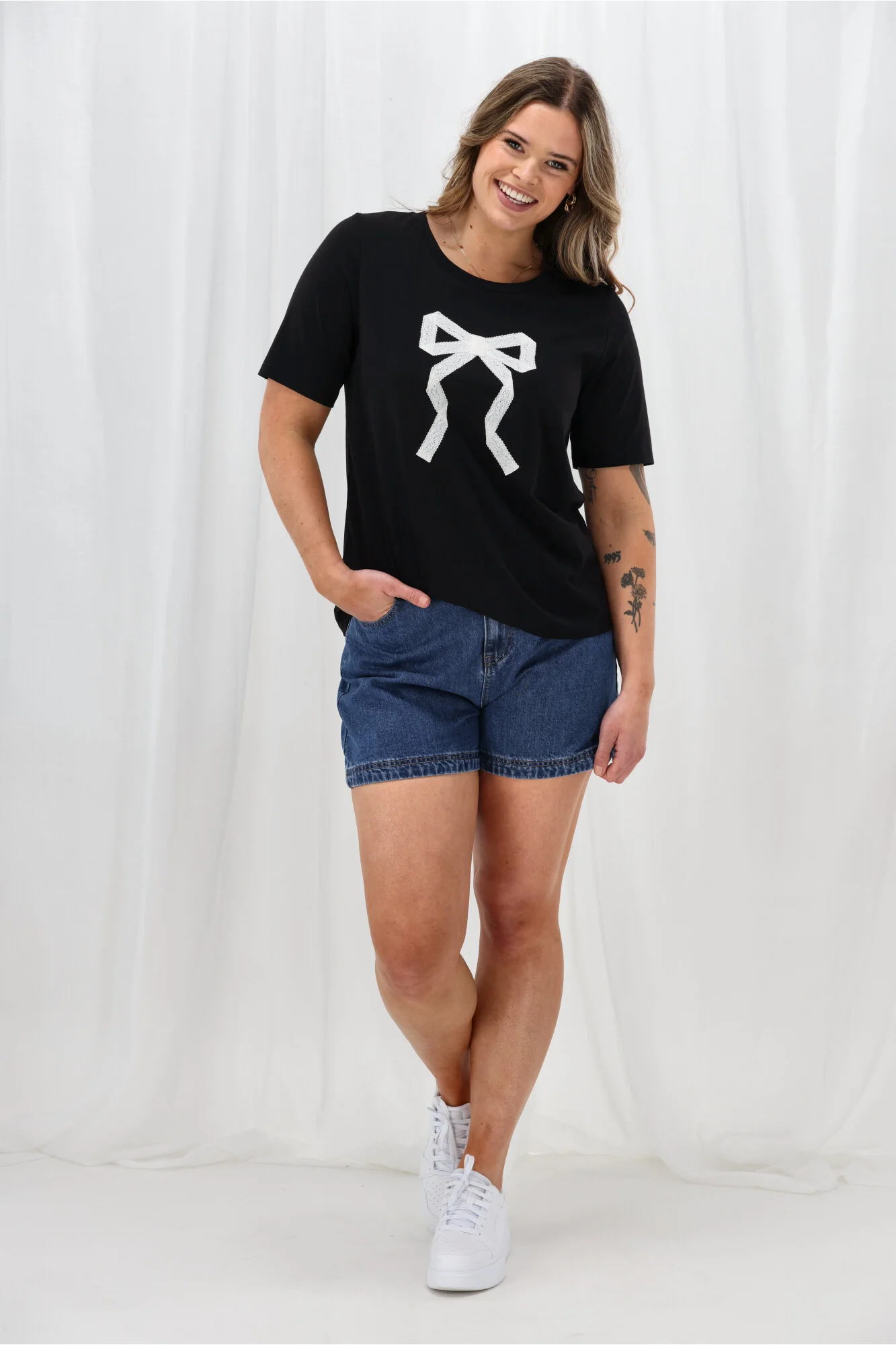 Shine On Label Nellie Bow Tee Shirt Black - Image 5