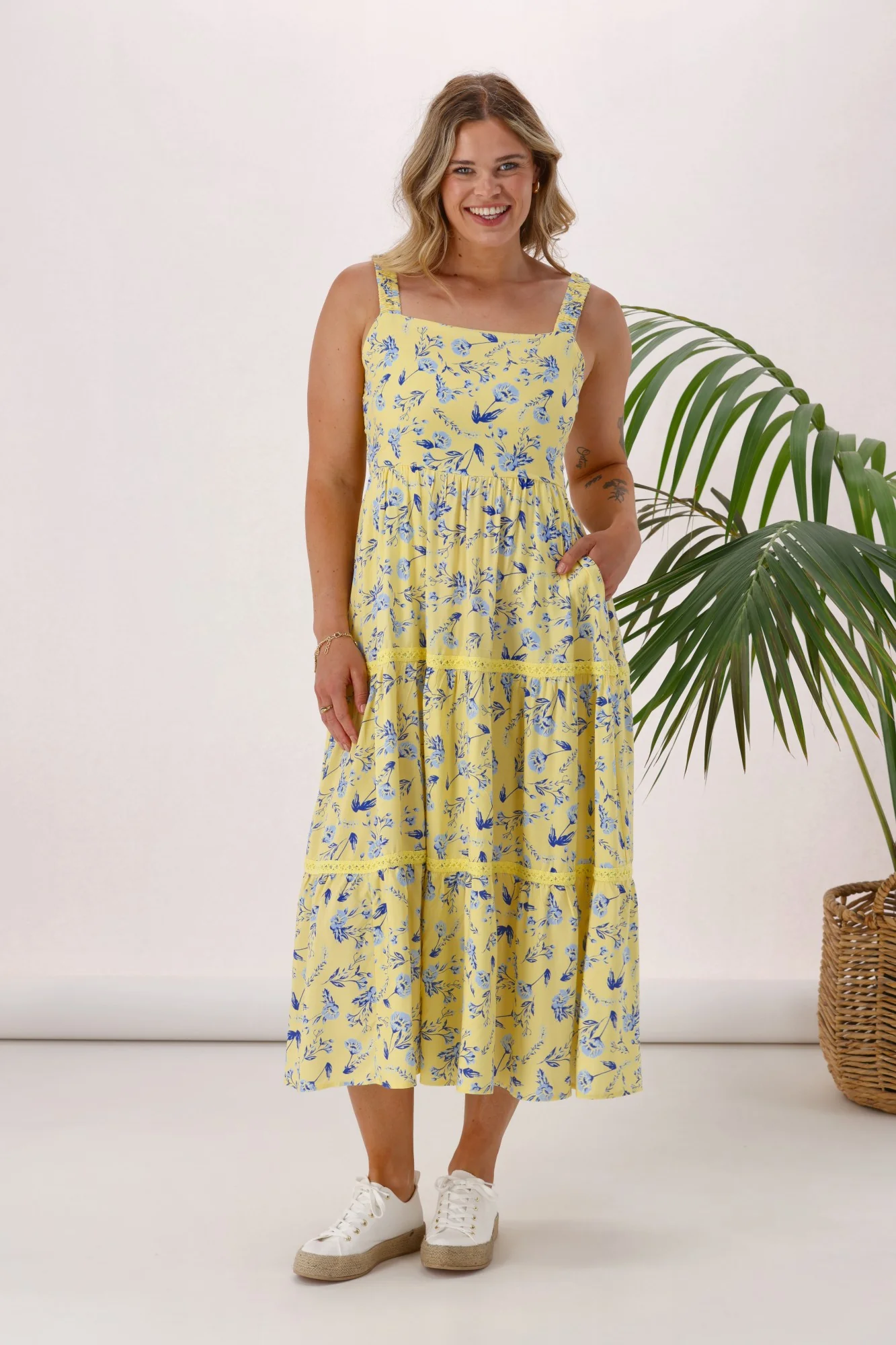 Shine On Label Orriella Dress Yellow Blue Floral - Image 7