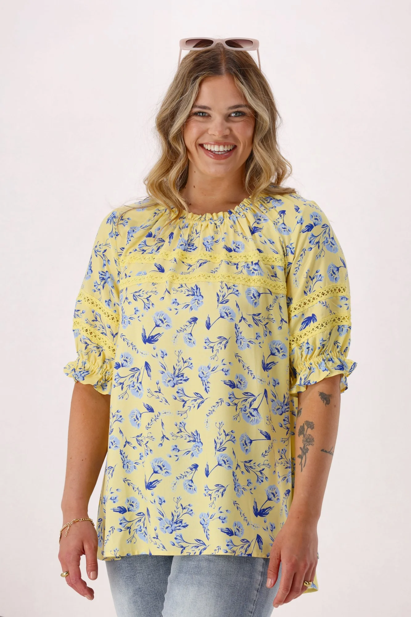 Shine On Label Orriella Top Yellow Blue Floral - Image 5