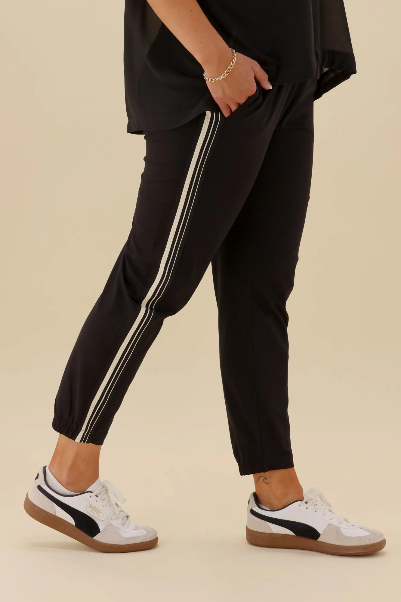 Shine On Label Otto Side Stripe Jogger Black - Image 3