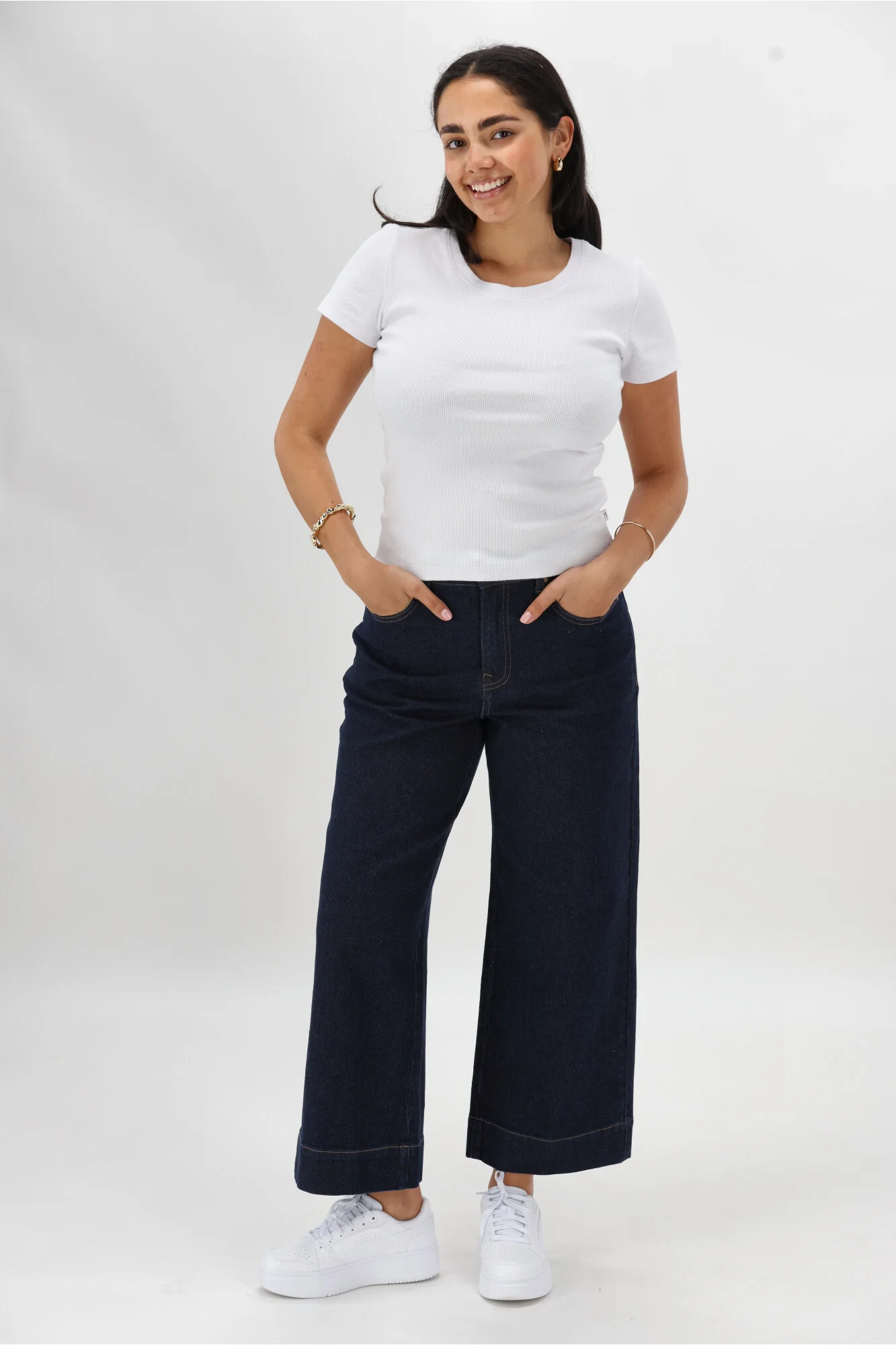 Shine On Label Owen Wide Leg Cropped Jean Dark Indigo - Image 4