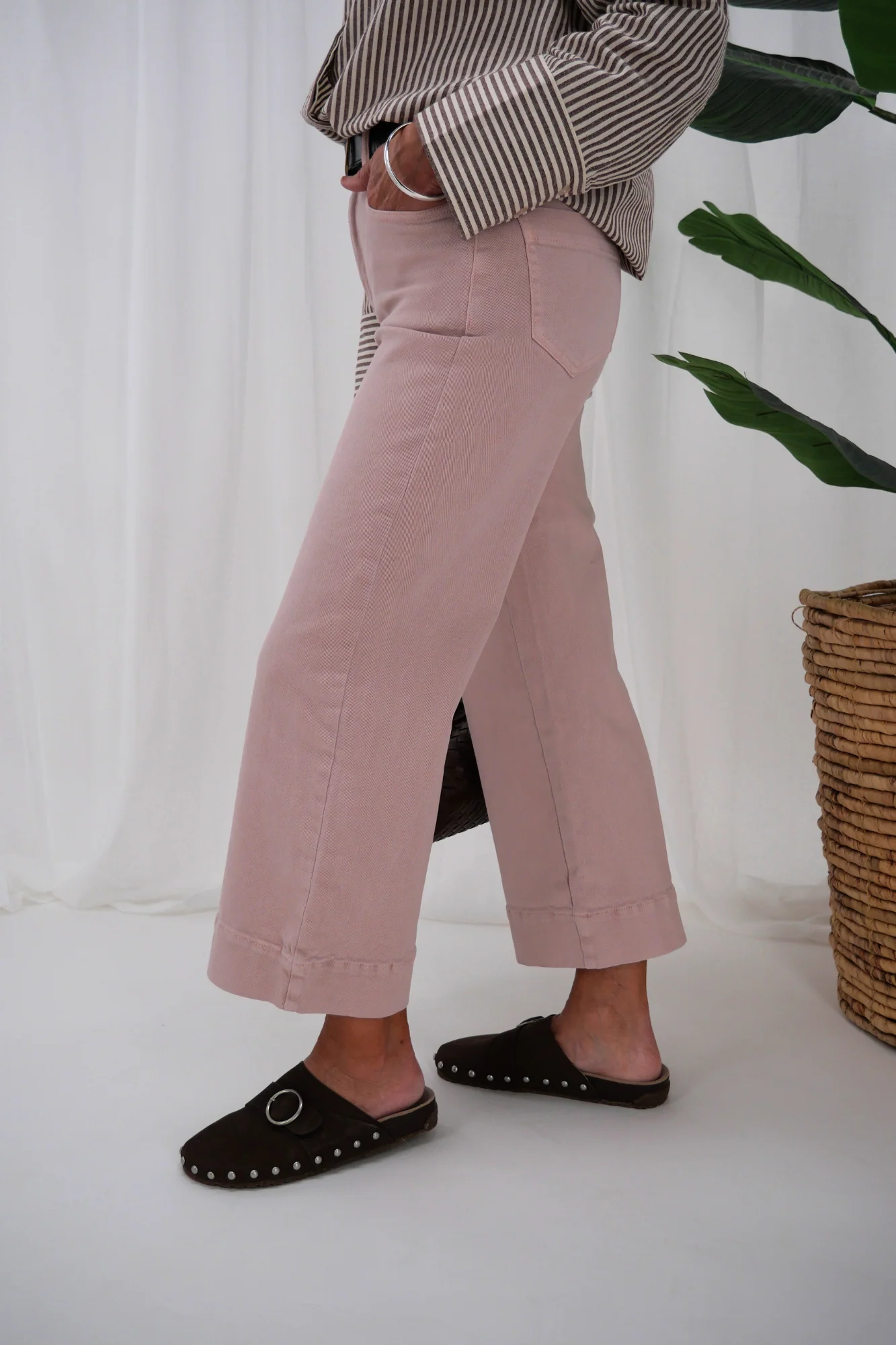 Shine On Label Owen Wide Leg Cropped Jean Soft Pink - Image 8