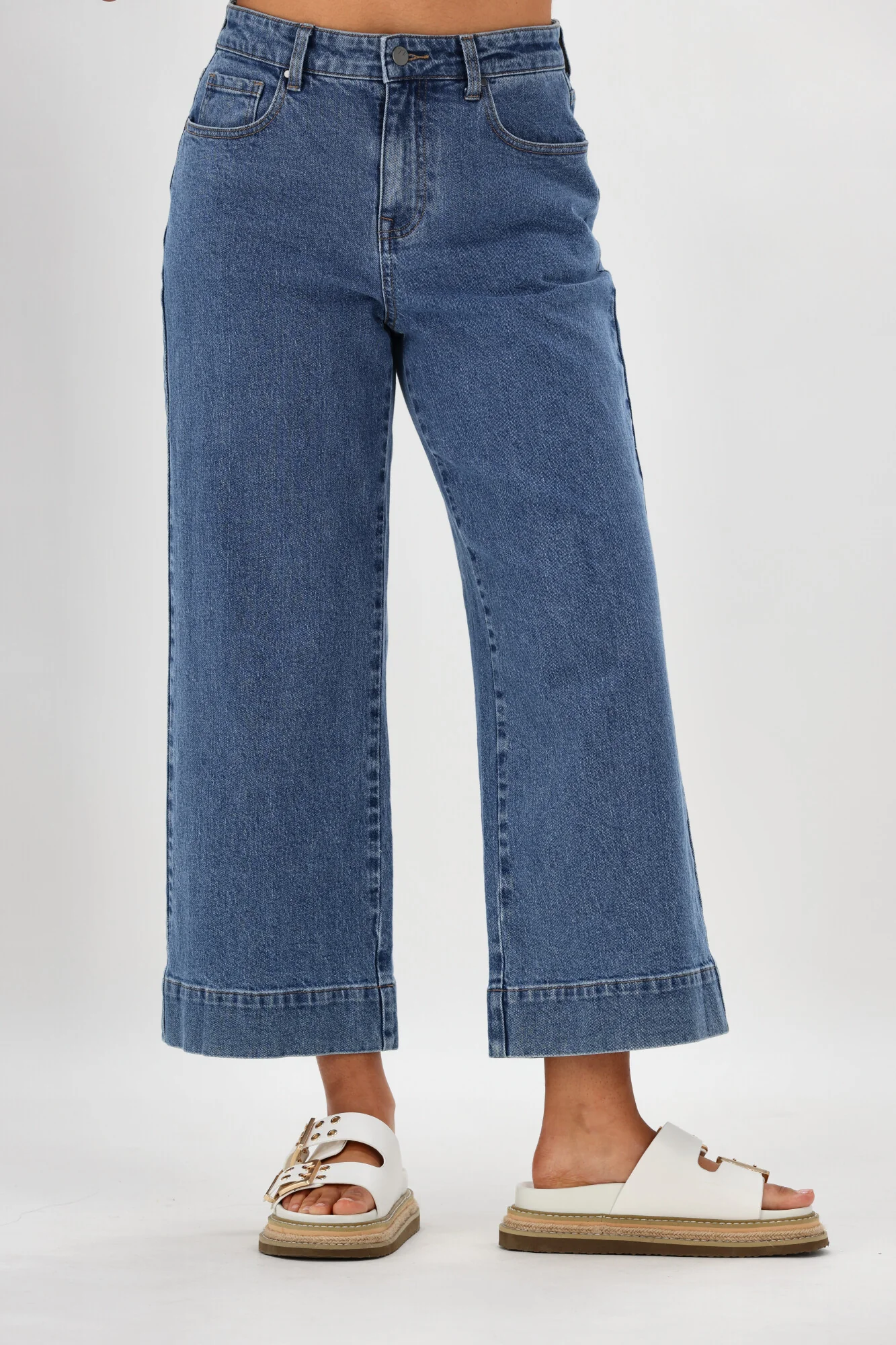 Shine On Label Owen Wide Leg Cropped Jean Washed Blue - Image 3