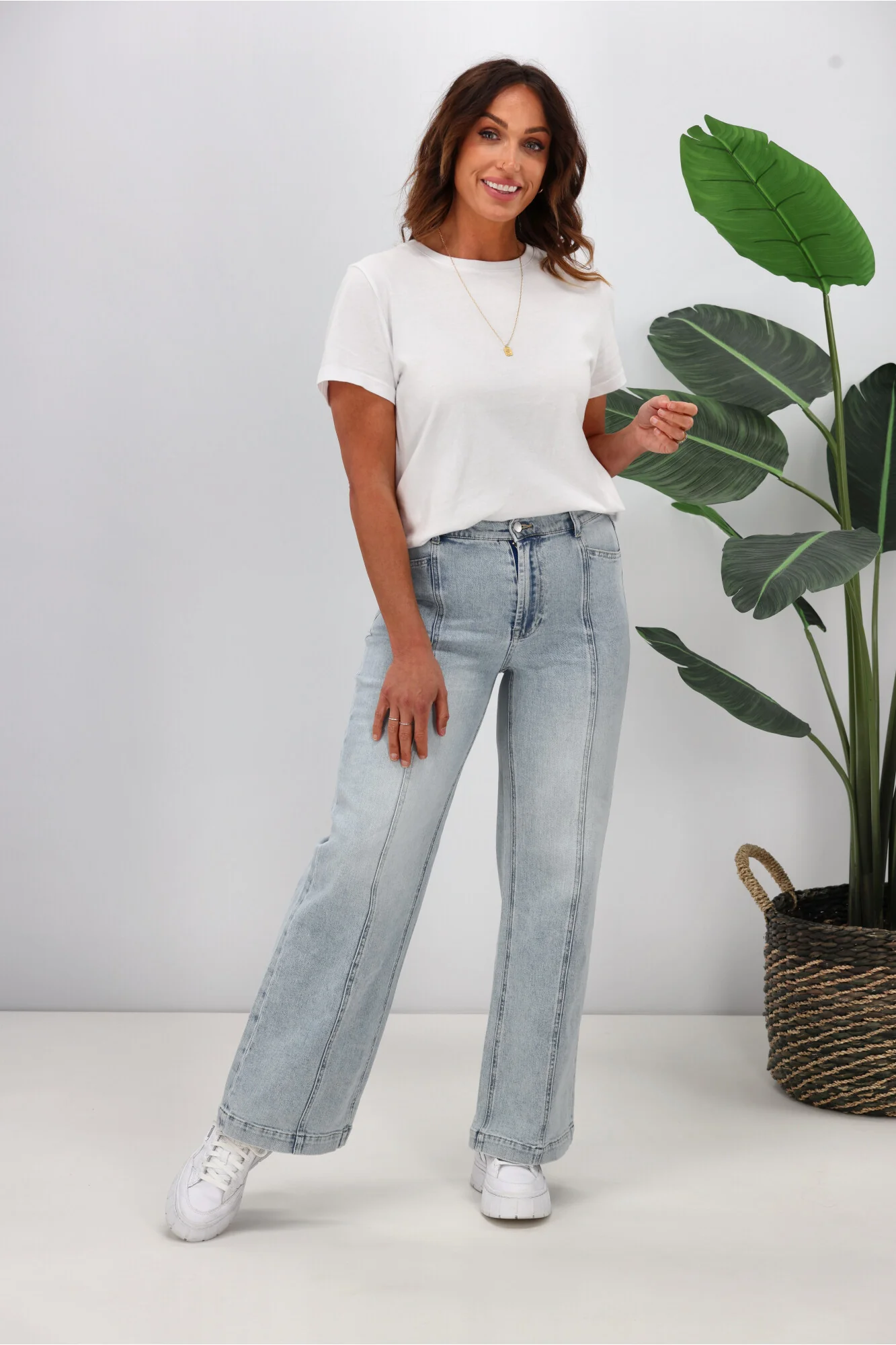 Shine On Label Phoenix Wide Leg Panel Jean Washed Blue - Image 4