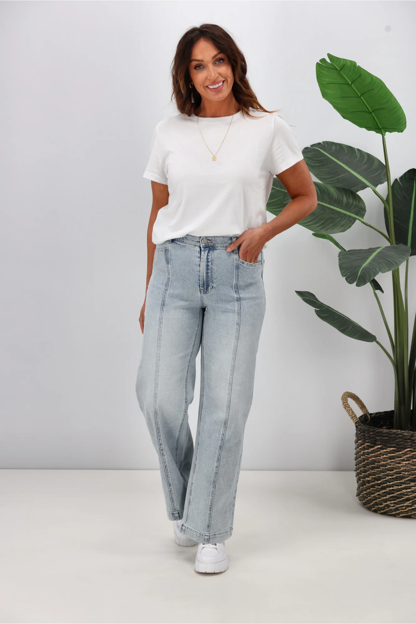 Shine On Label Phoenix Wide Leg Panel Jean Washed Blue - Image 5