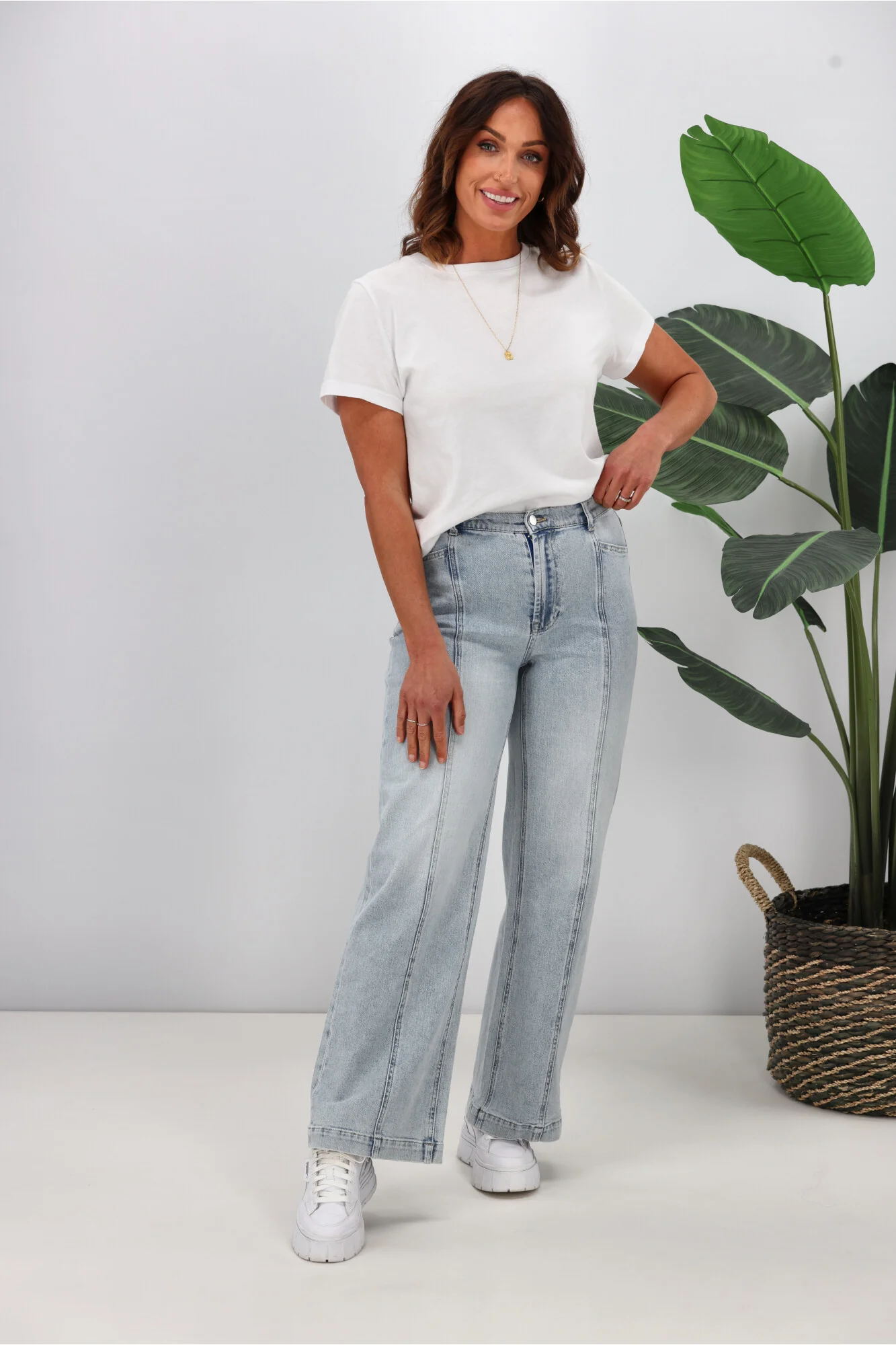Shine On Label Phoenix Wide Leg Panel Jean Washed Blue - Image 6