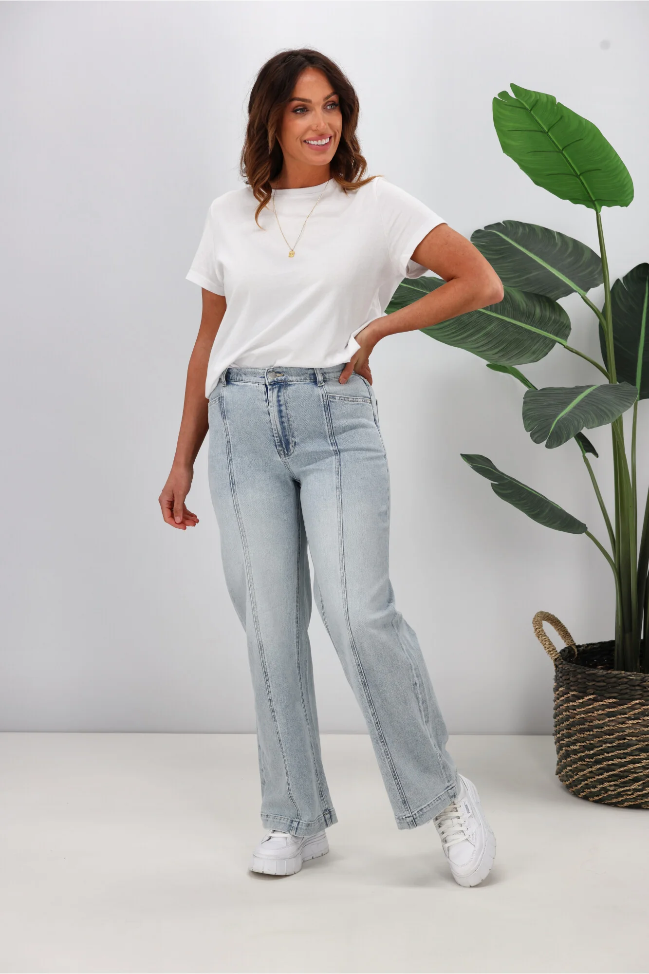 Shine On Label Phoenix Wide Leg Panel Jean Washed Blue - Image 7