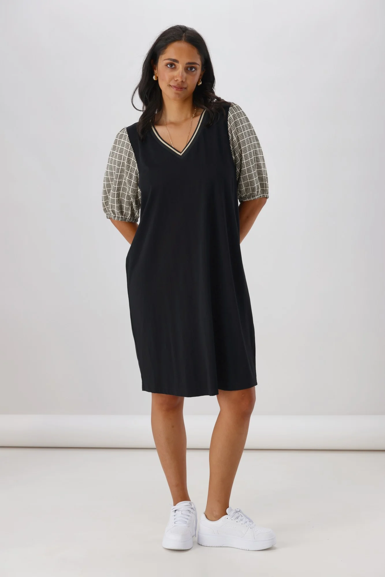 Shine On Label Quincy Knit Dress Black With Black Natural Check - Image 5