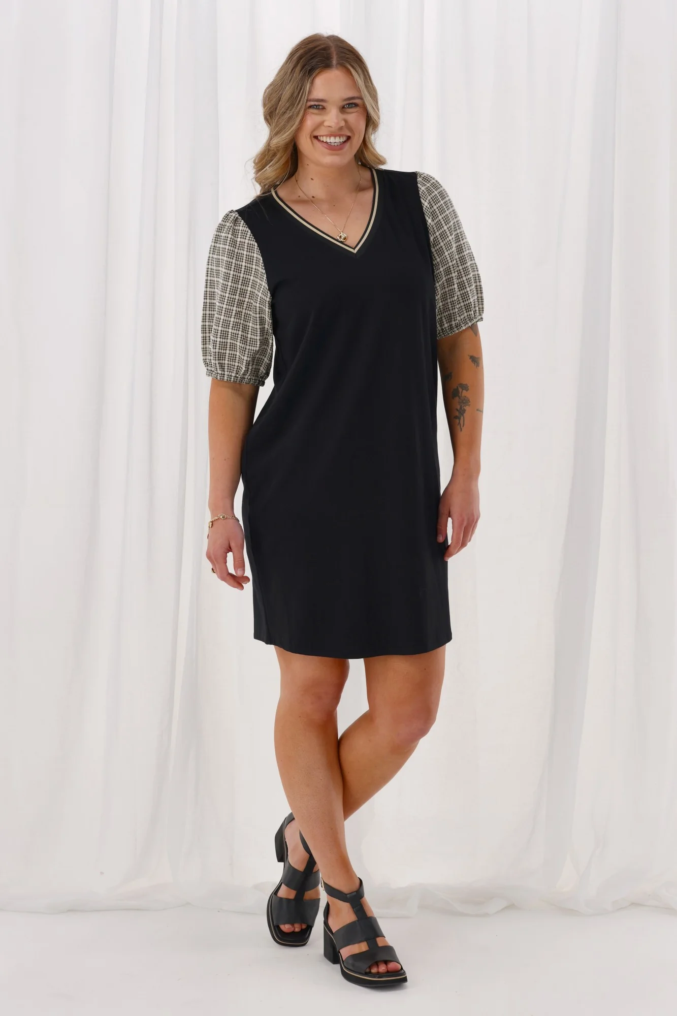 Shine On Label Quincy Knit Dress Black With Black Natural Check - Image 7